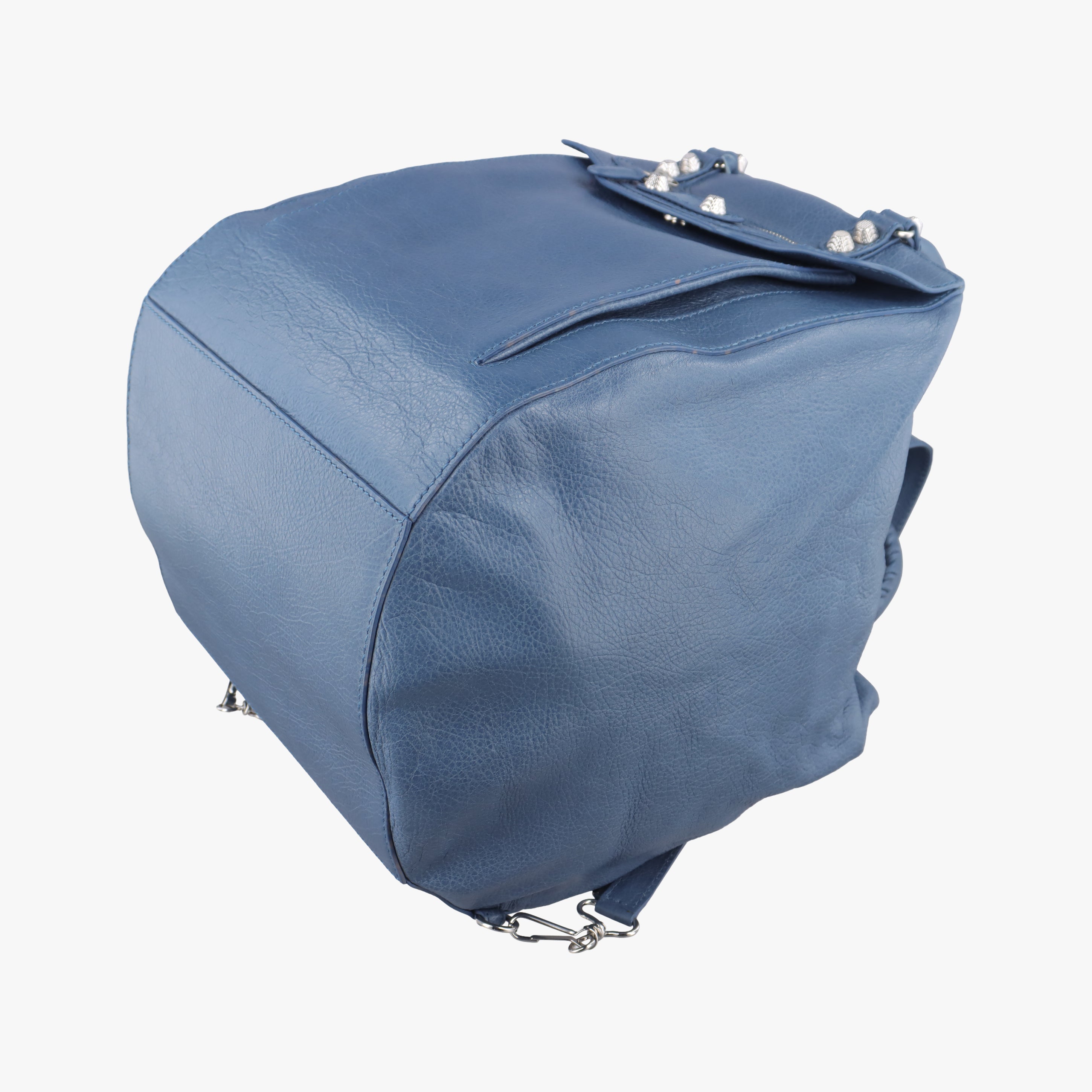 Classic Zip Traveller Blue lambskin 347922.4230.G.002123クラシック　ジップ　トラベラー ブルー ラムスキン 347922.4230.G.002123