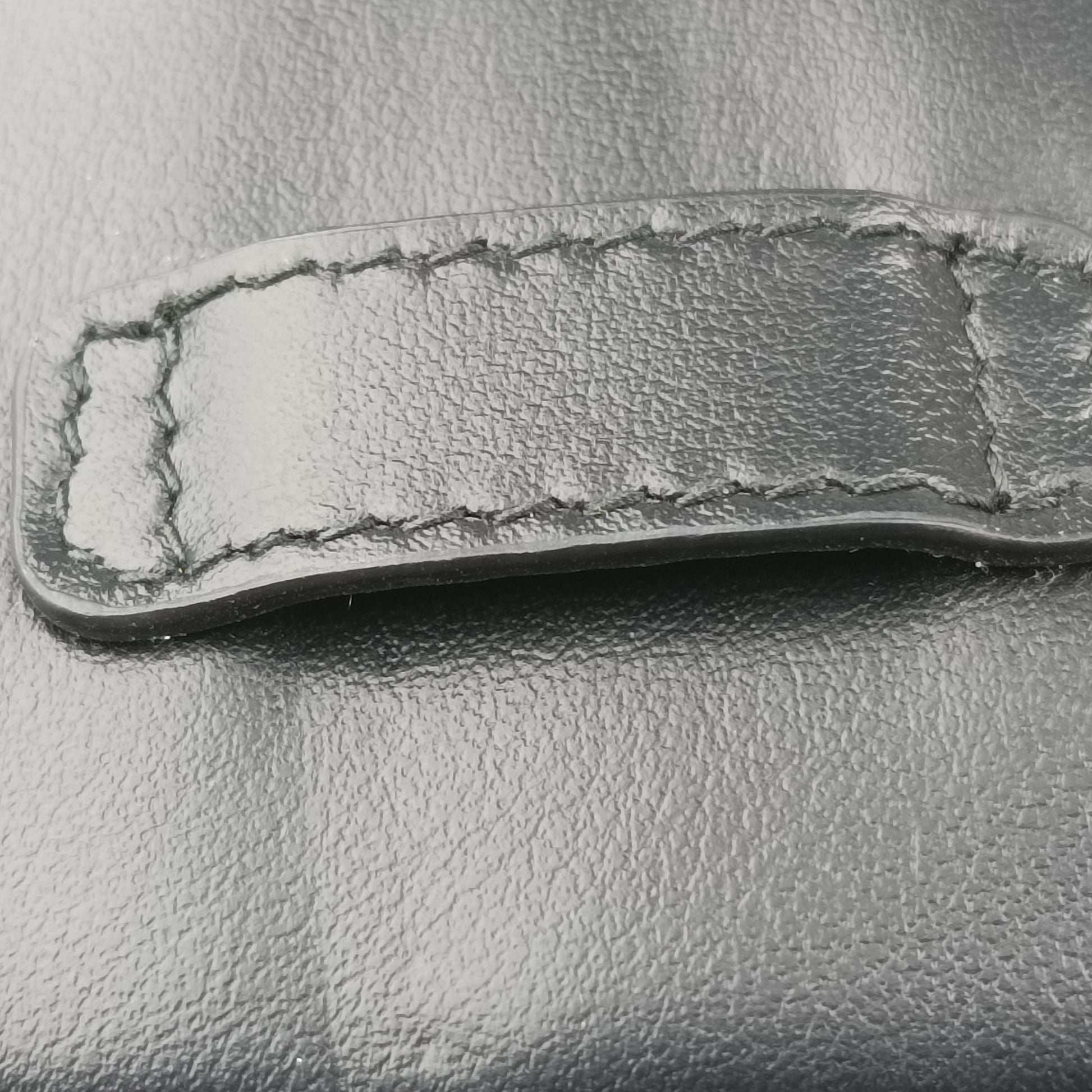 logo Black leather 58ロゴ ブラック レザー 58