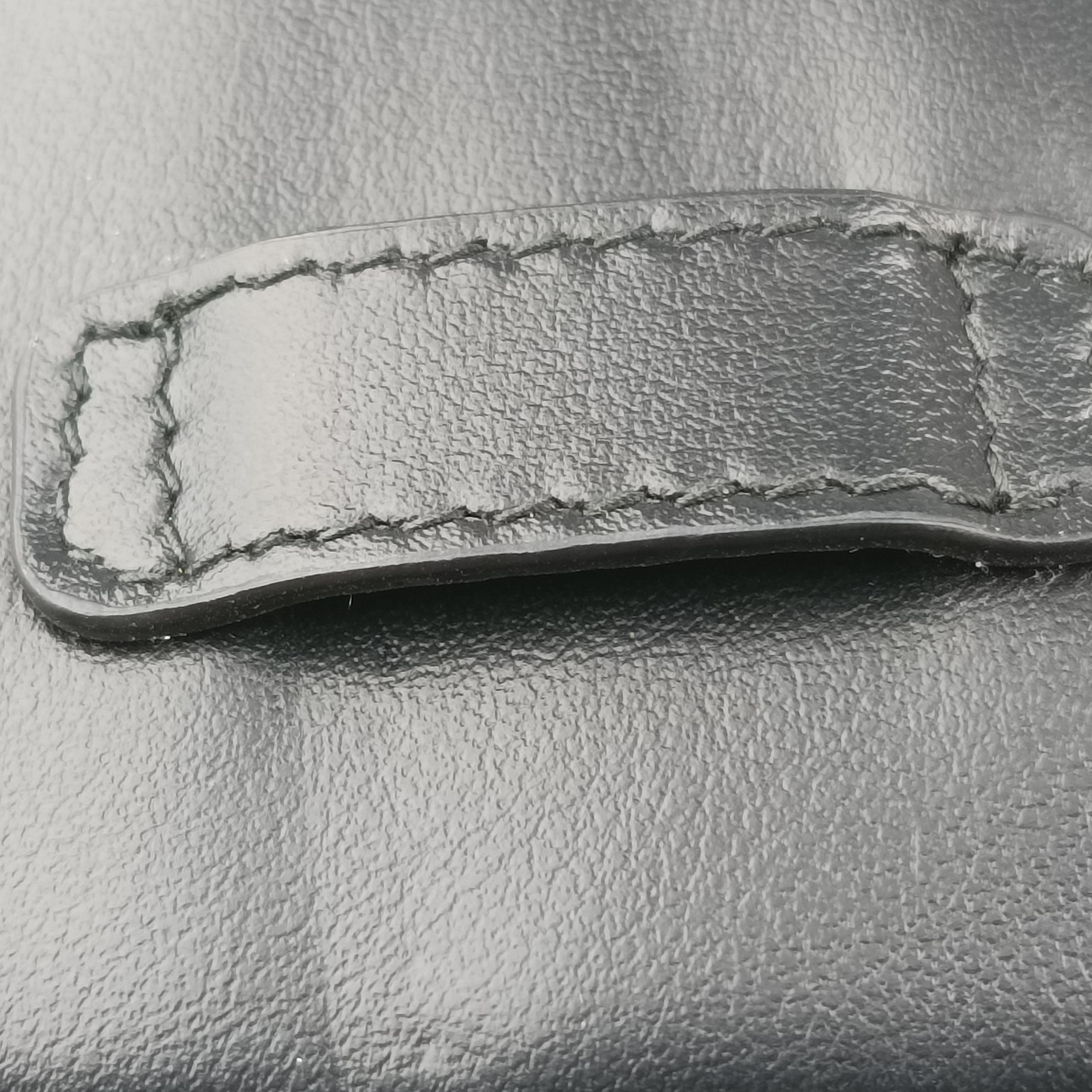 logo Black leather 58ロゴ ブラック レザー 58