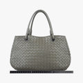 Intrecciato Grey lambskin B02440798Lイントレチャート グレー ラムスキン B02440798L