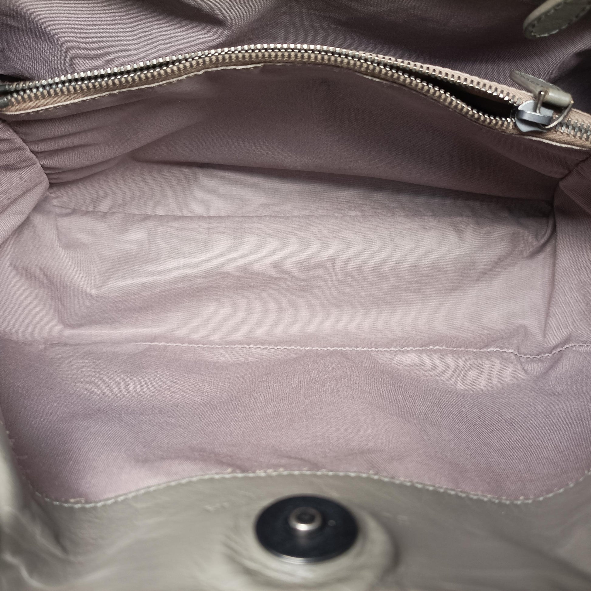 Intrecciato Grey lambskin B02440798Lイントレチャート グレー ラムスキン B02440798L