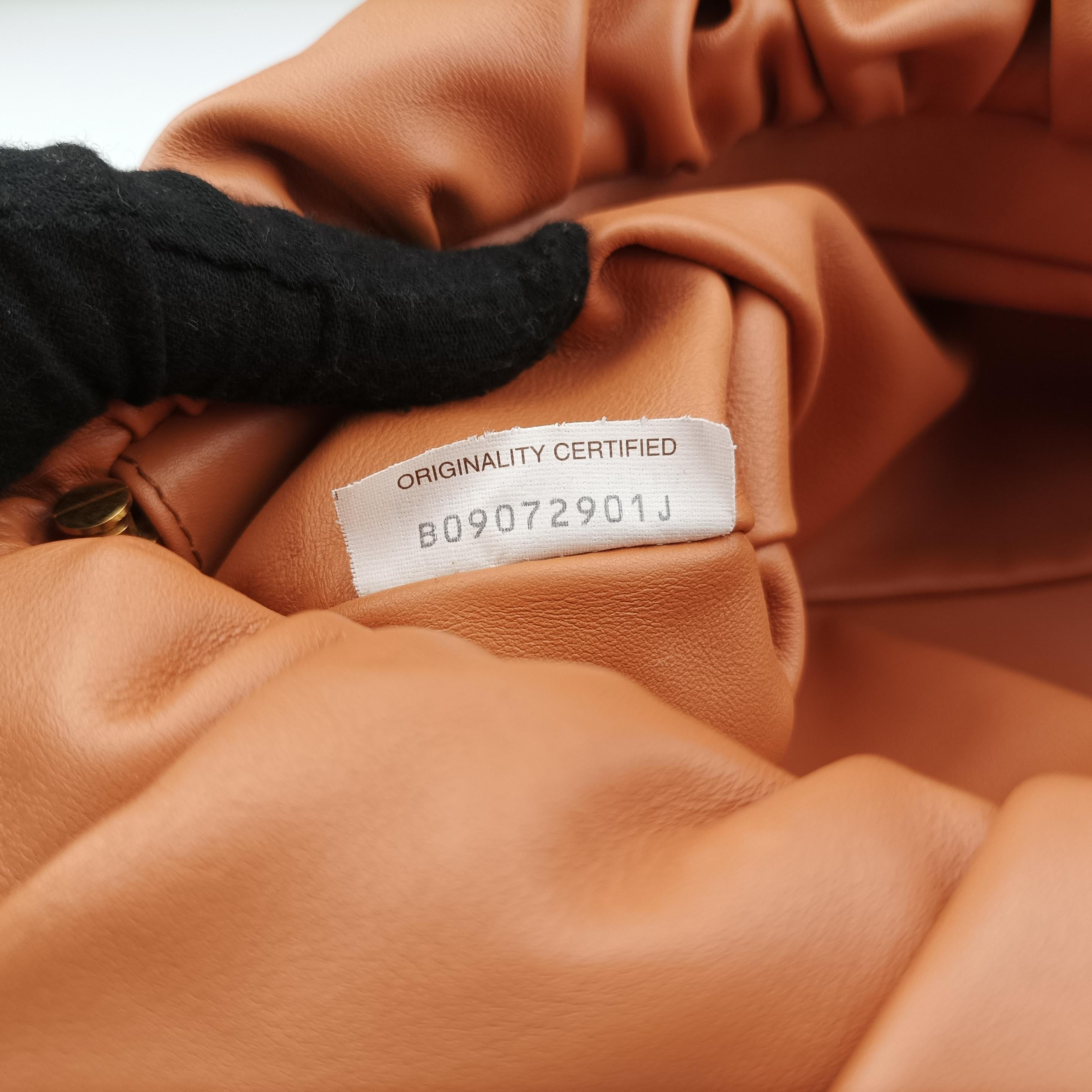 THE Chain Pouch Brown lambskin B09072901Jザ チェーン ポーチ ブラウン系 ラムスキン B09072901J