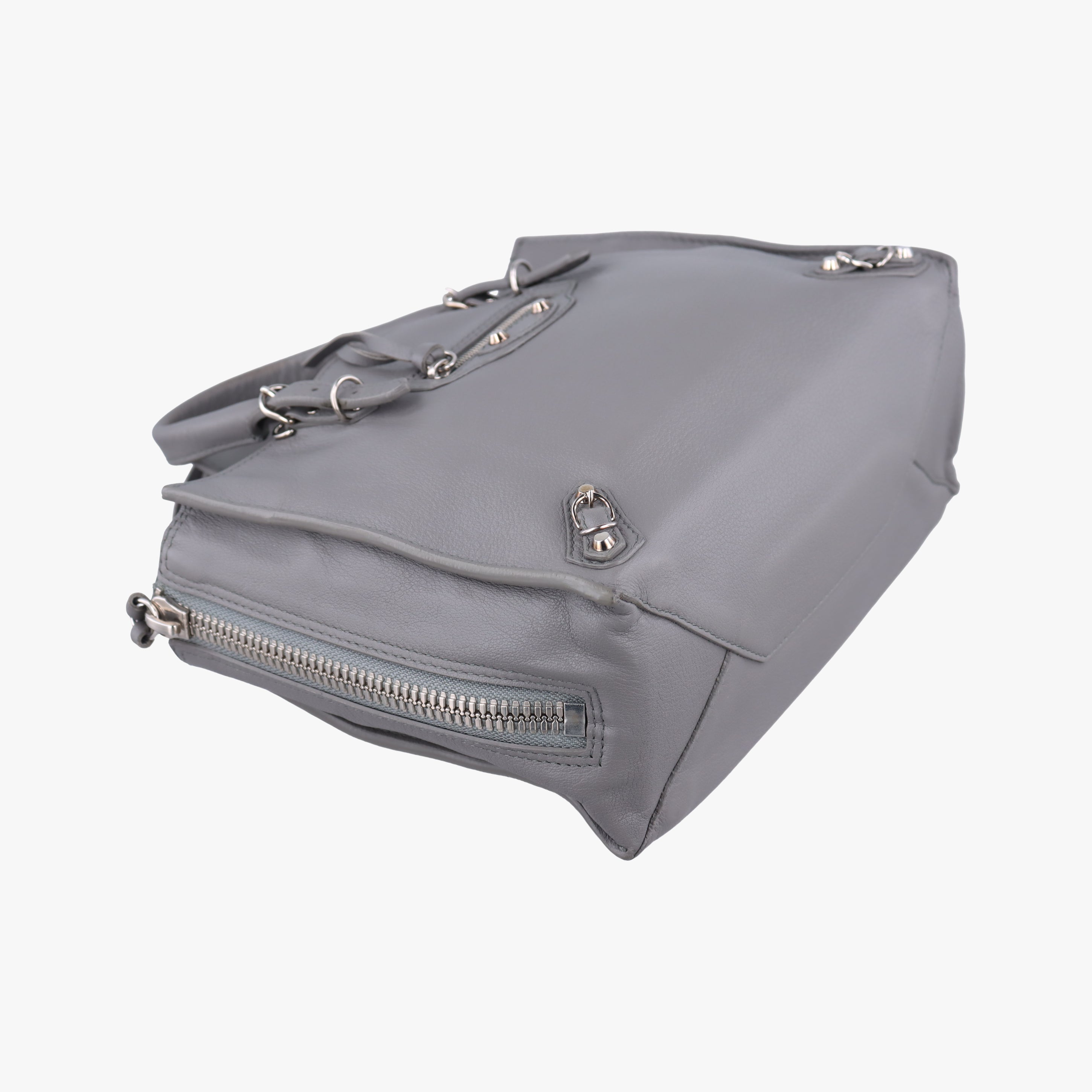 Paper A6 Zip Around Grey Leather 357333.1320.C.002123ペーパー A6 ジップアラウンド グレー レザー 357333.1320.C.002123