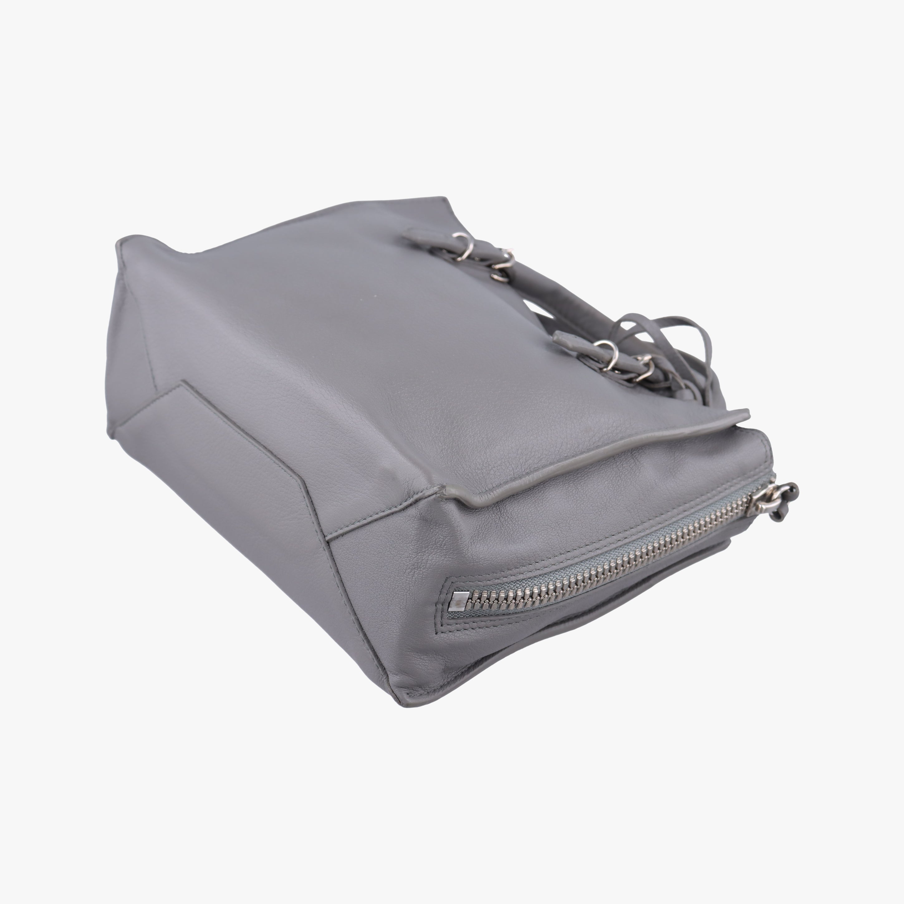 Paper A6 Zip Around Grey Leather 357333.1320.C.002123ペーパー A6 ジップアラウンド グレー レザー 357333.1320.C.002123