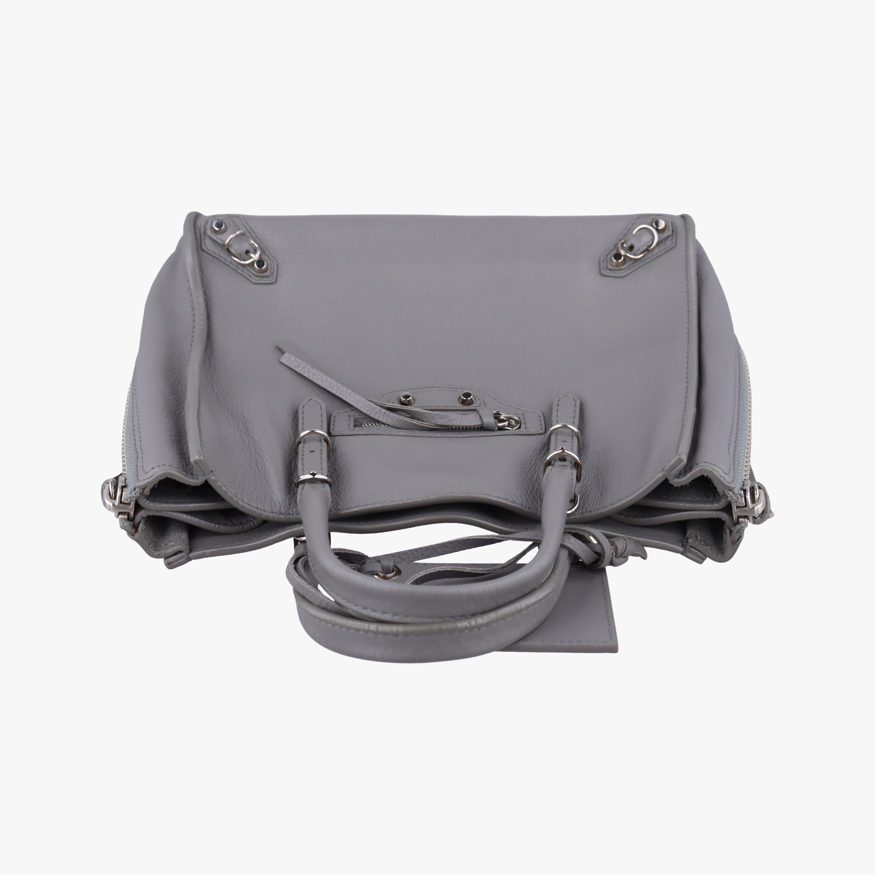 Paper A6 Zip Around Grey Leather 357333.1320.C.002123ペーパー A6 ジップアラウンド グレー レザー 357333.1320.C.002123