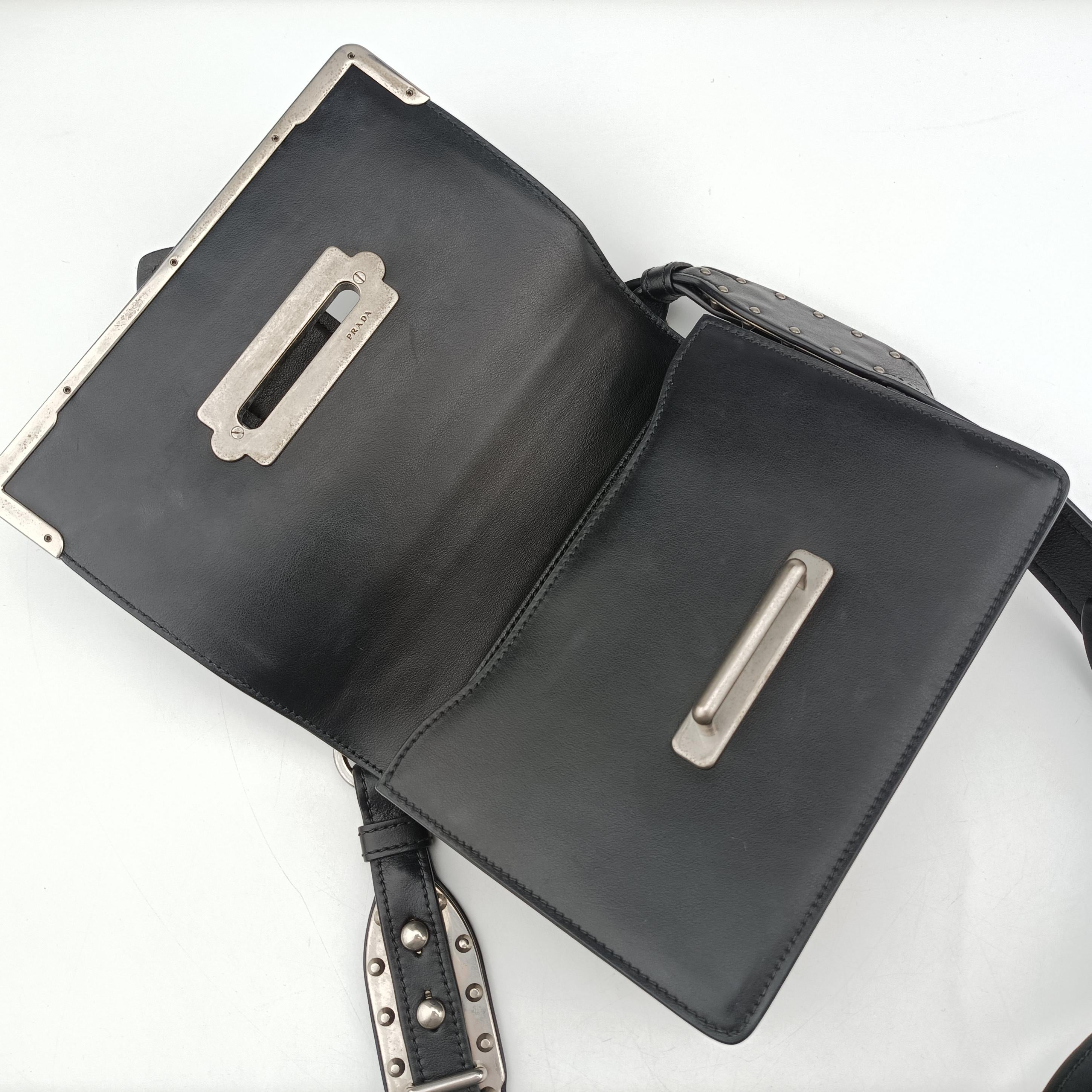 Cahier Black Leather 1BD045 25カイエ ブラック レザー 1BD045 25
