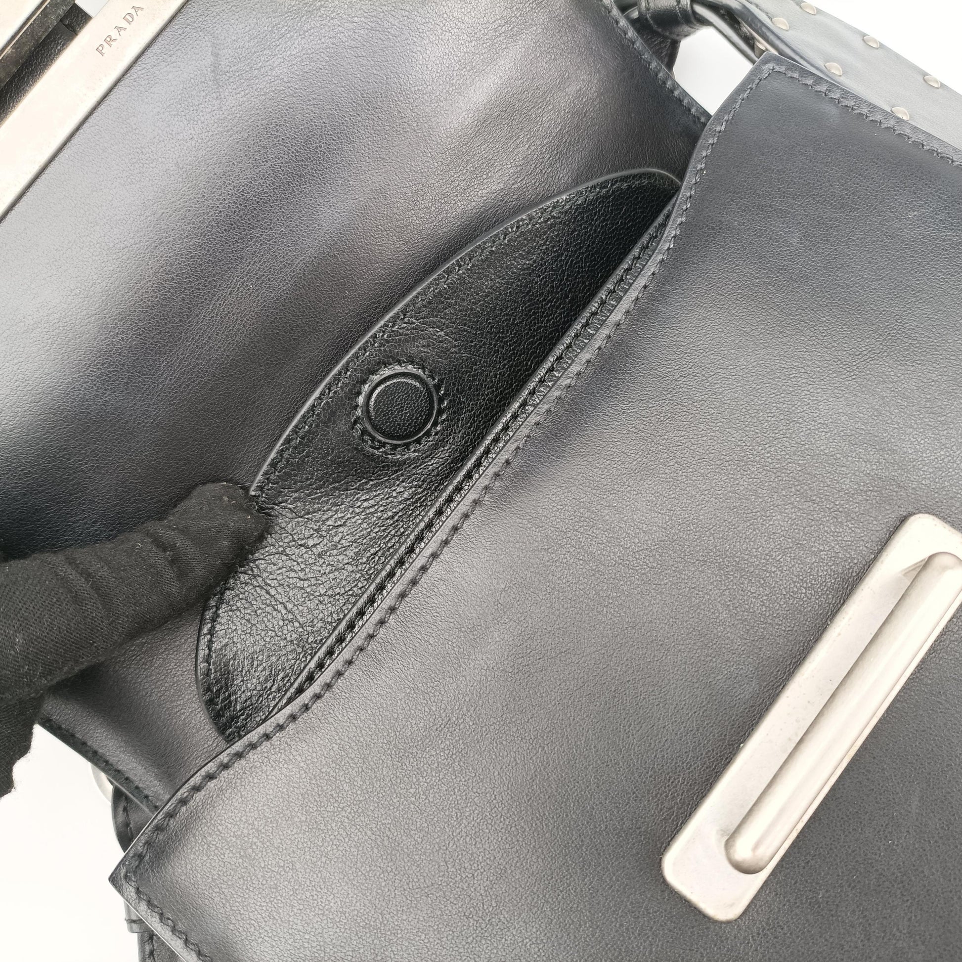 Cahier Black Leather 1BD045 25カイエ ブラック レザー 1BD045 25