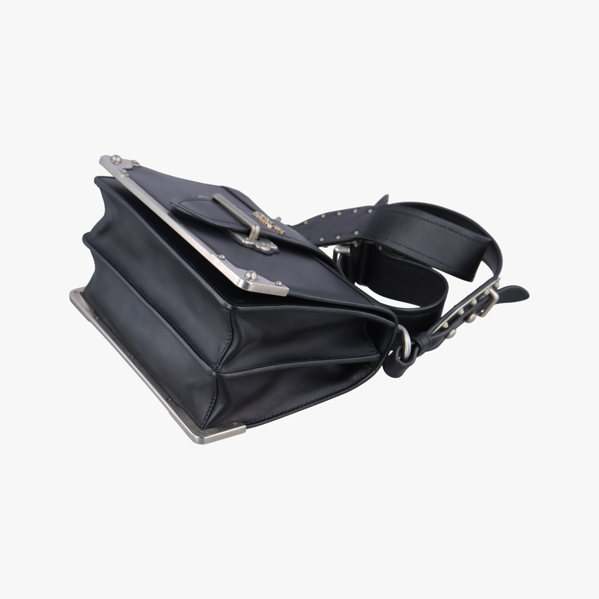 Cahier Black Leather 1BD045 25カイエ ブラック レザー 1BD045 25