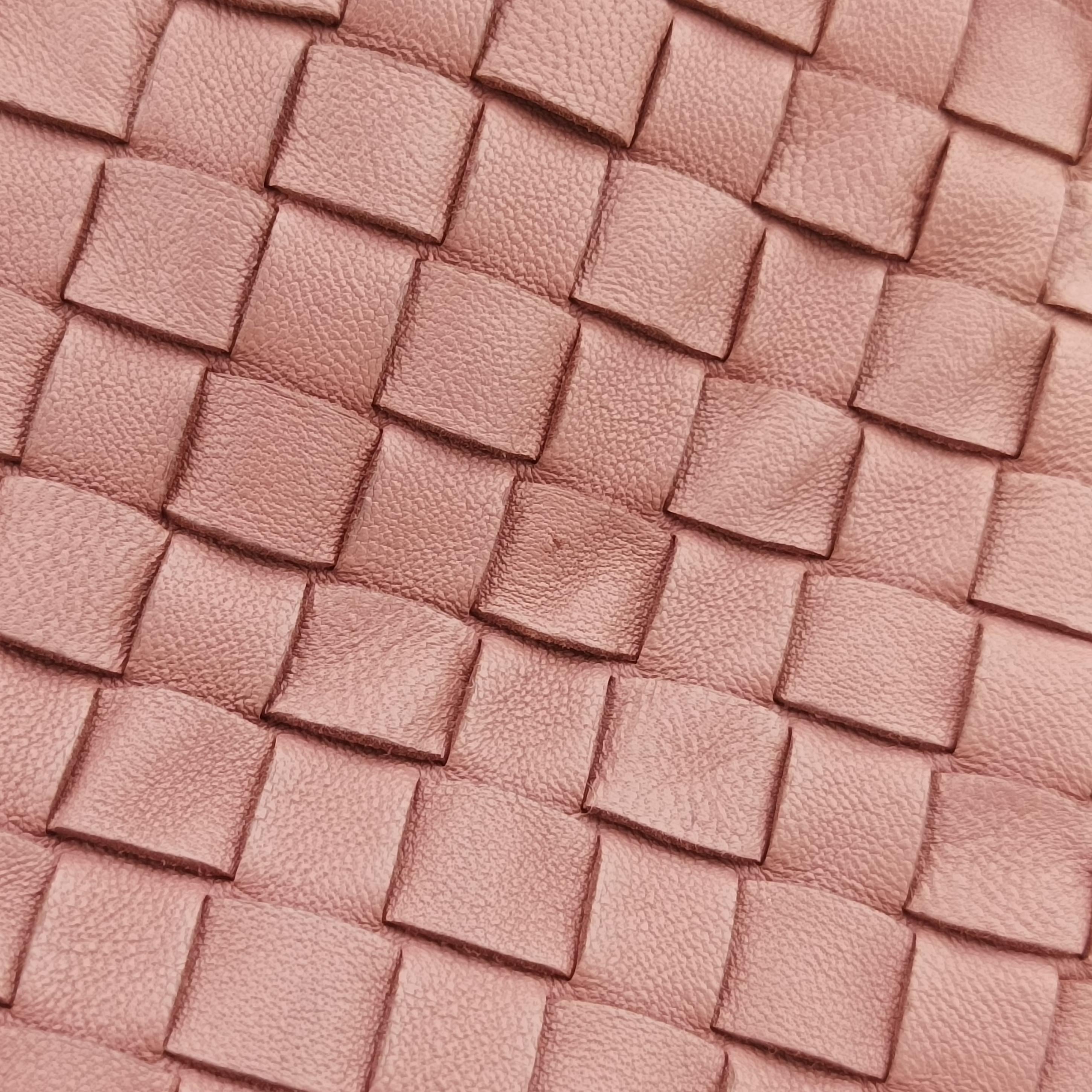 Cesta Intrecciato Pink lambskin B02019171Vセスタ イントレチャート ピンク ラムスキン B02019171V