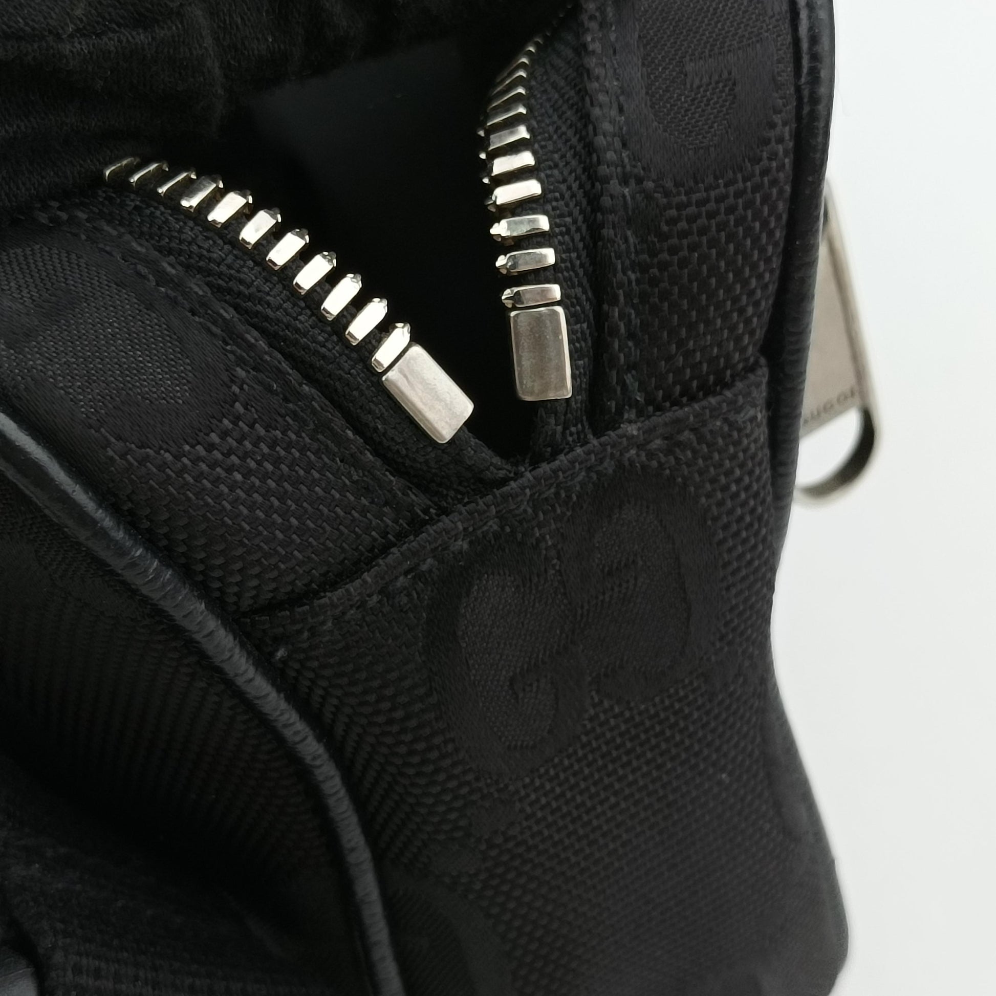 Gucci Off the Grid Belt Bag Black canvas x leather 631341 E040280156グッチ オフ ザ グリッド ベルトバッグ ブラック キャンバス×レザー 631341 E040280156