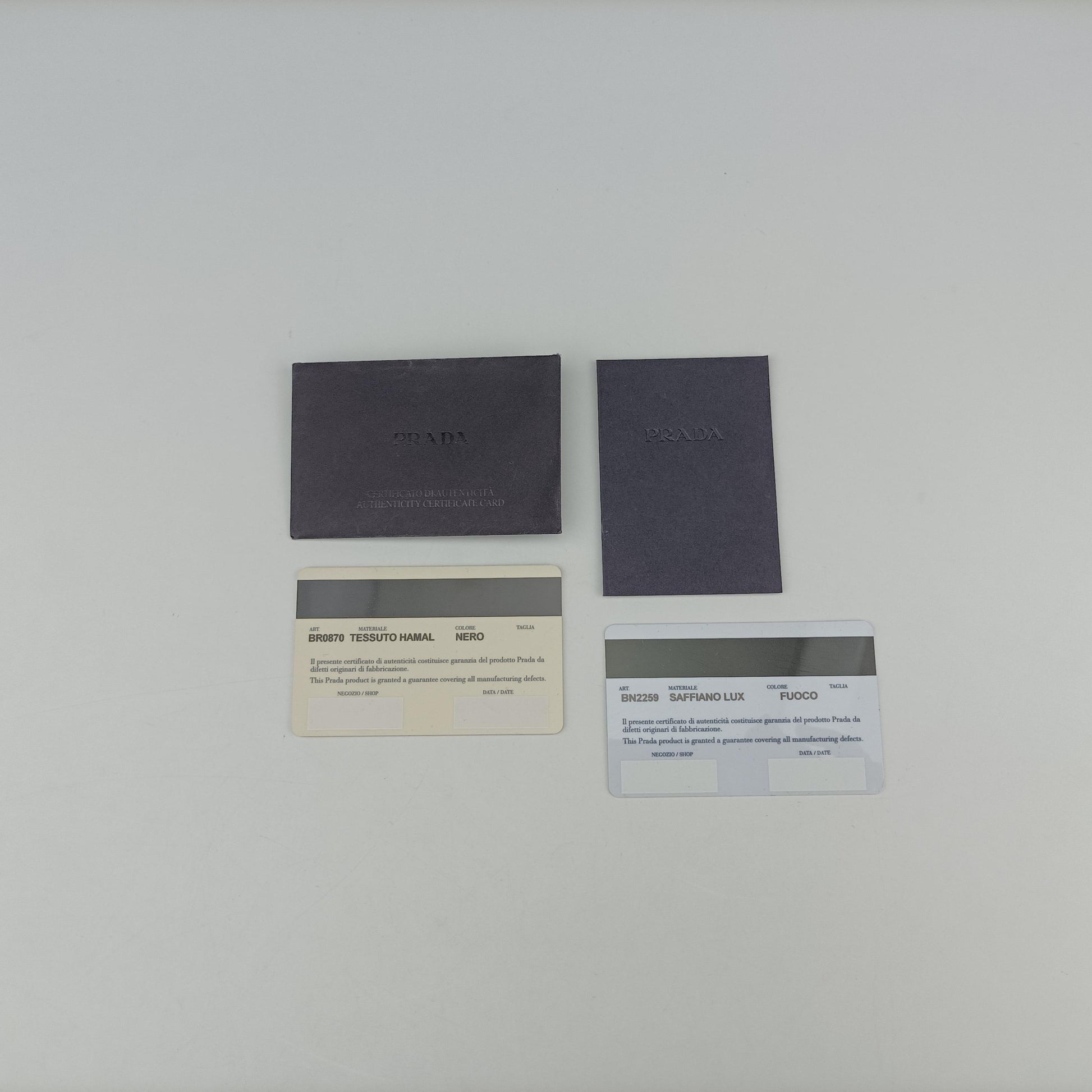 Triangle logo Red SAFFIANO Leather 208三角ロゴ レッド サフィアーノレザー 208