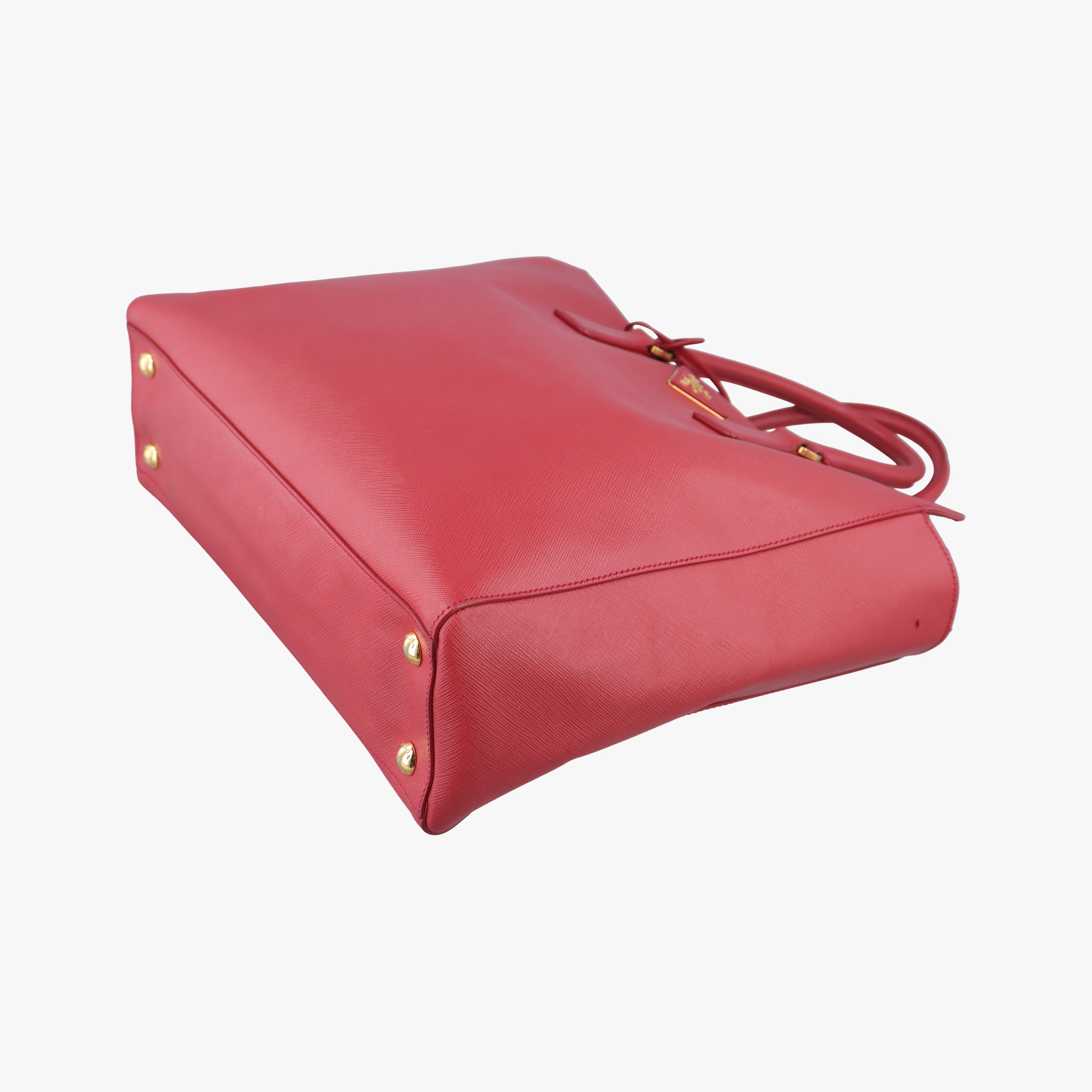 Triangle logo Red SAFFIANO Leather 208三角ロゴ レッド サフィアーノレザー 208