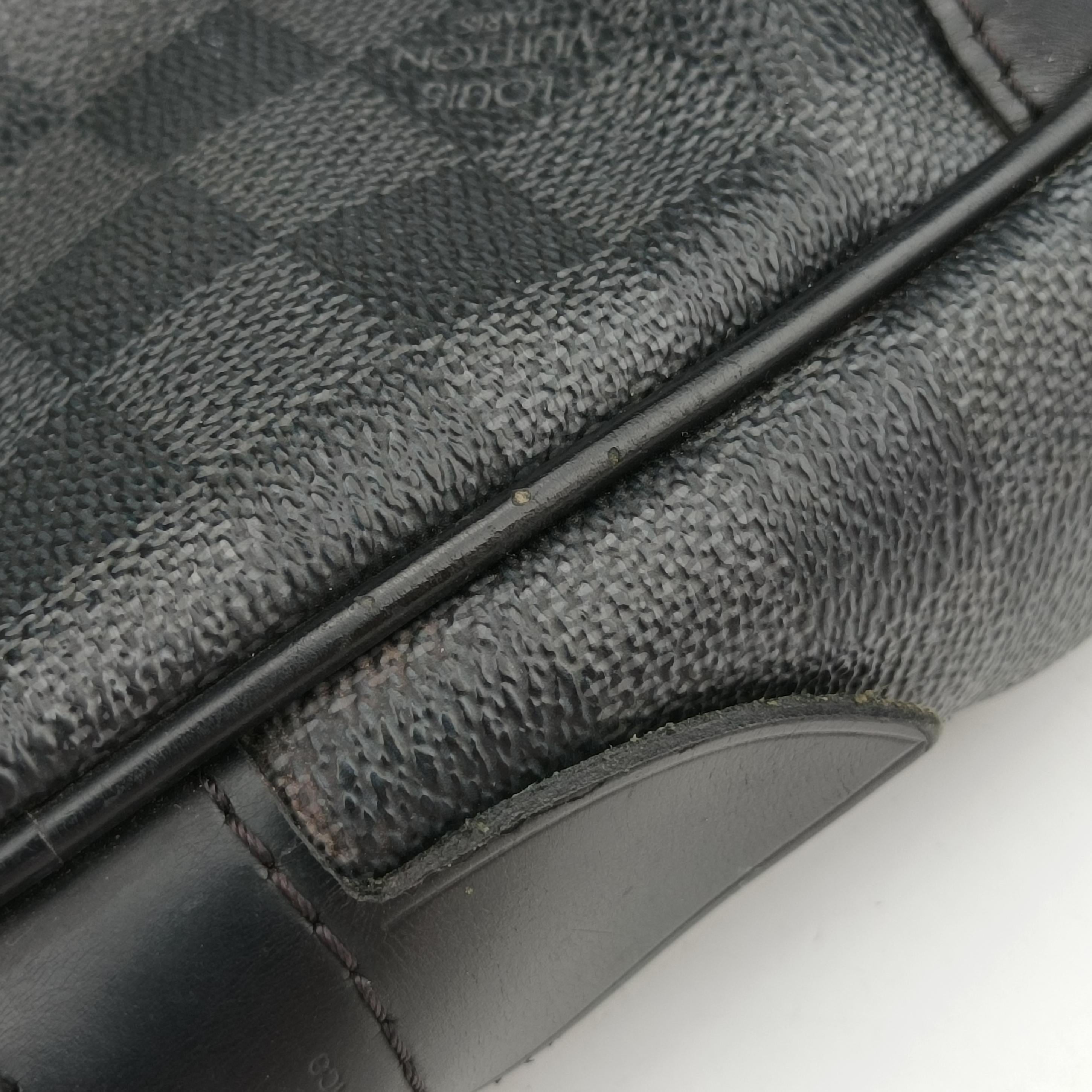 Porte Documents Voyage Noir Damier Graphite N41125 BA4171ポルト ドキュマン ヴォワヤージュ ノワール ダミエグラフィット N41125 BA4171