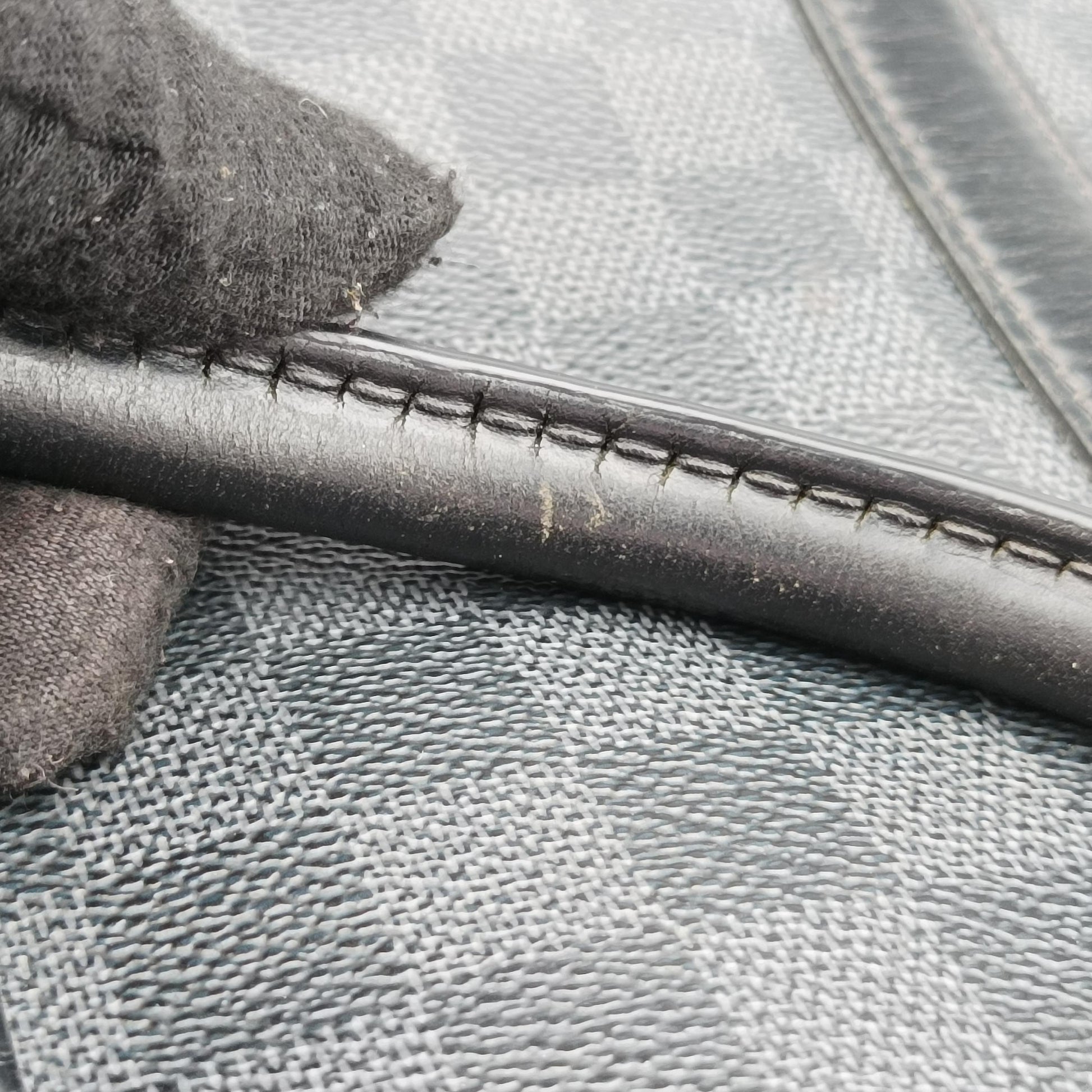 Porte Documents Voyage Noir Damier Graphite N41125 BA4171ポルト ドキュマン ヴォワヤージュ ノワール ダミエグラフィット N41125 BA4171