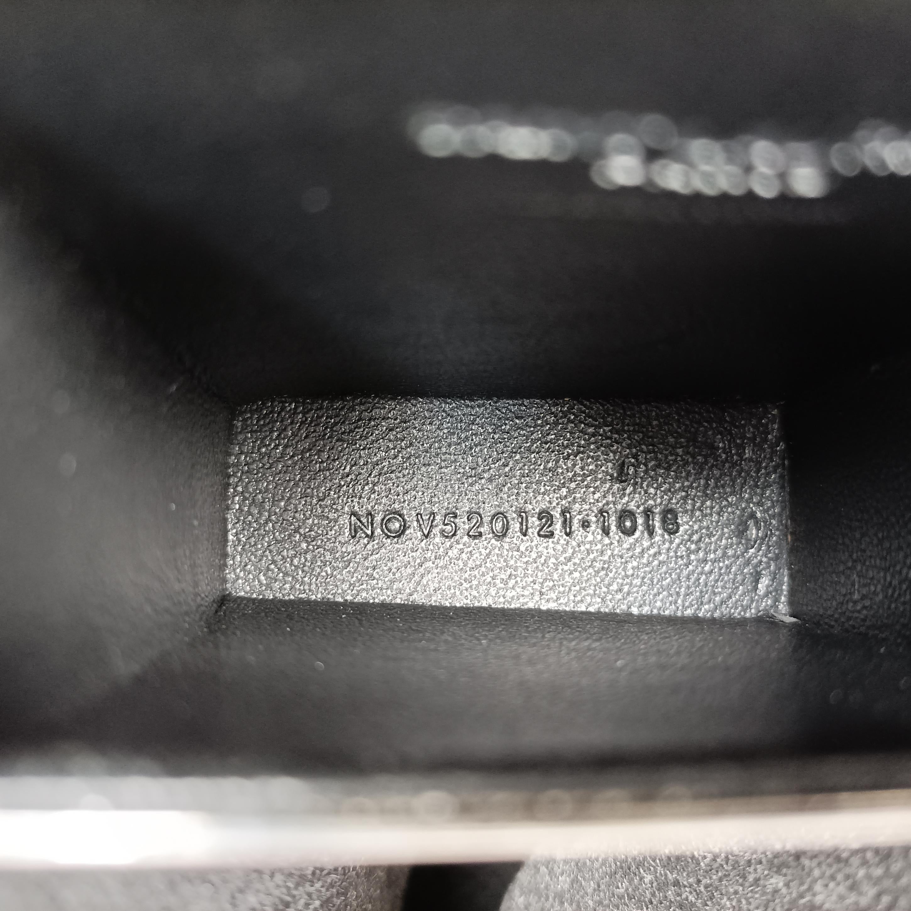 Mirrored Mini Smoking Box Silver Plexiglass 520121 NOV520121.1018ミラード ミニ スモーキング ボックス シルバー プレキシガラス 520121 NOV520121.1018