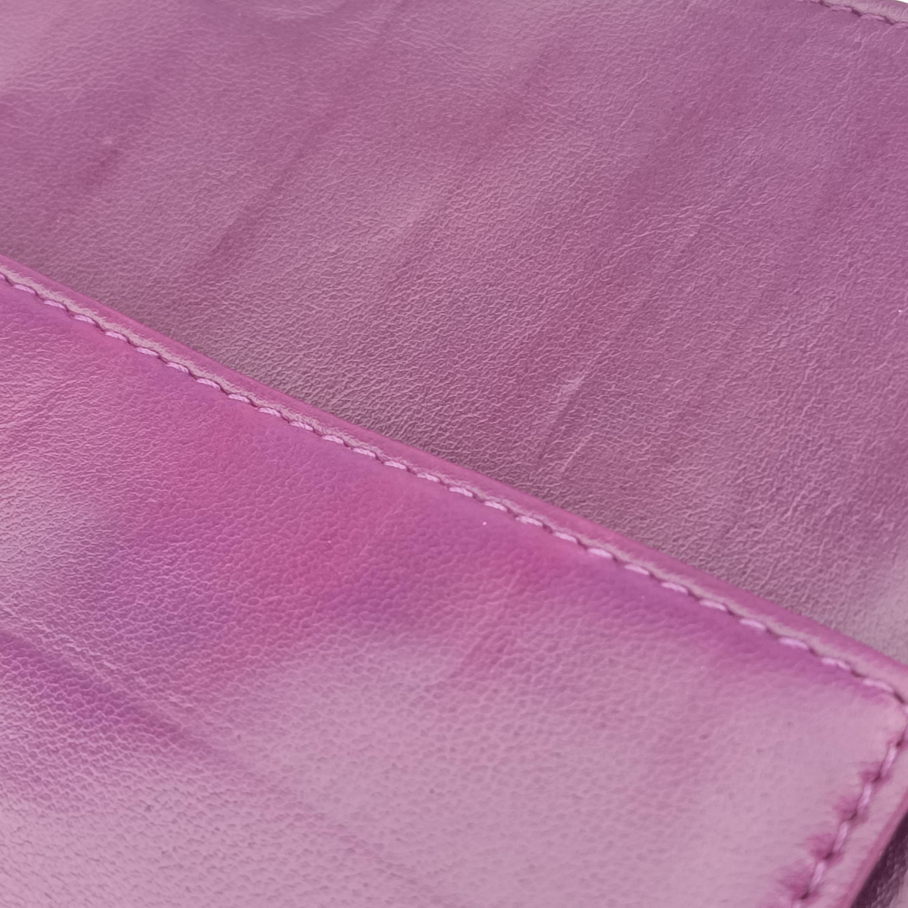 Embossed Logo Purple Leather 8M0219 2401-8M0219-YMY-089エンボス ロゴ パープル レザー 8M0219 2401-8M0219-YMY-089
