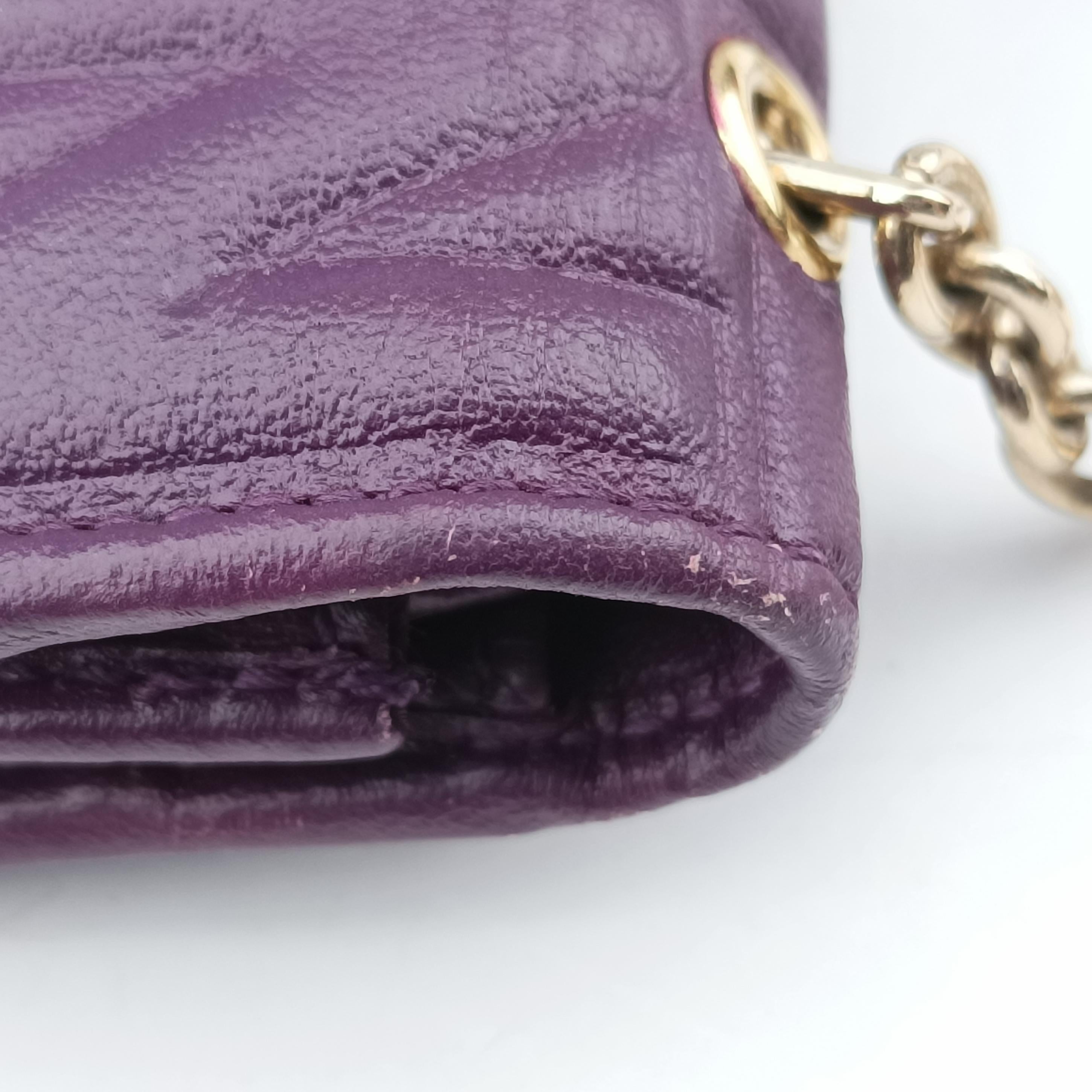 Embossed Logo Purple Leather 8M0219 2401-8M0219-YMY-089エンボス ロゴ パープル レザー 8M0219 2401-8M0219-YMY-089