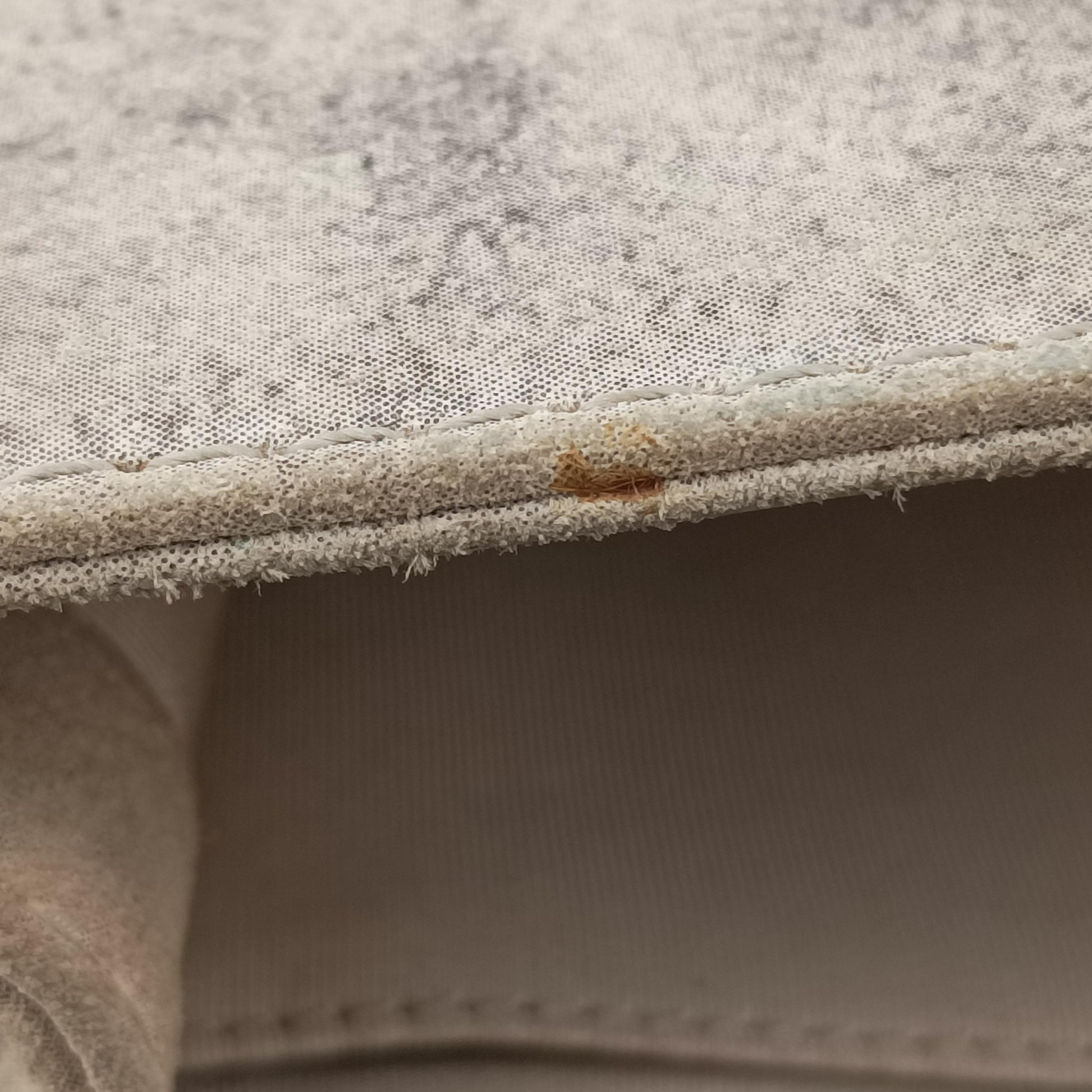 BOY CHANEL Beige suede A66281 18187092ボーイシャネル ベージュ スエード A66281 18187092