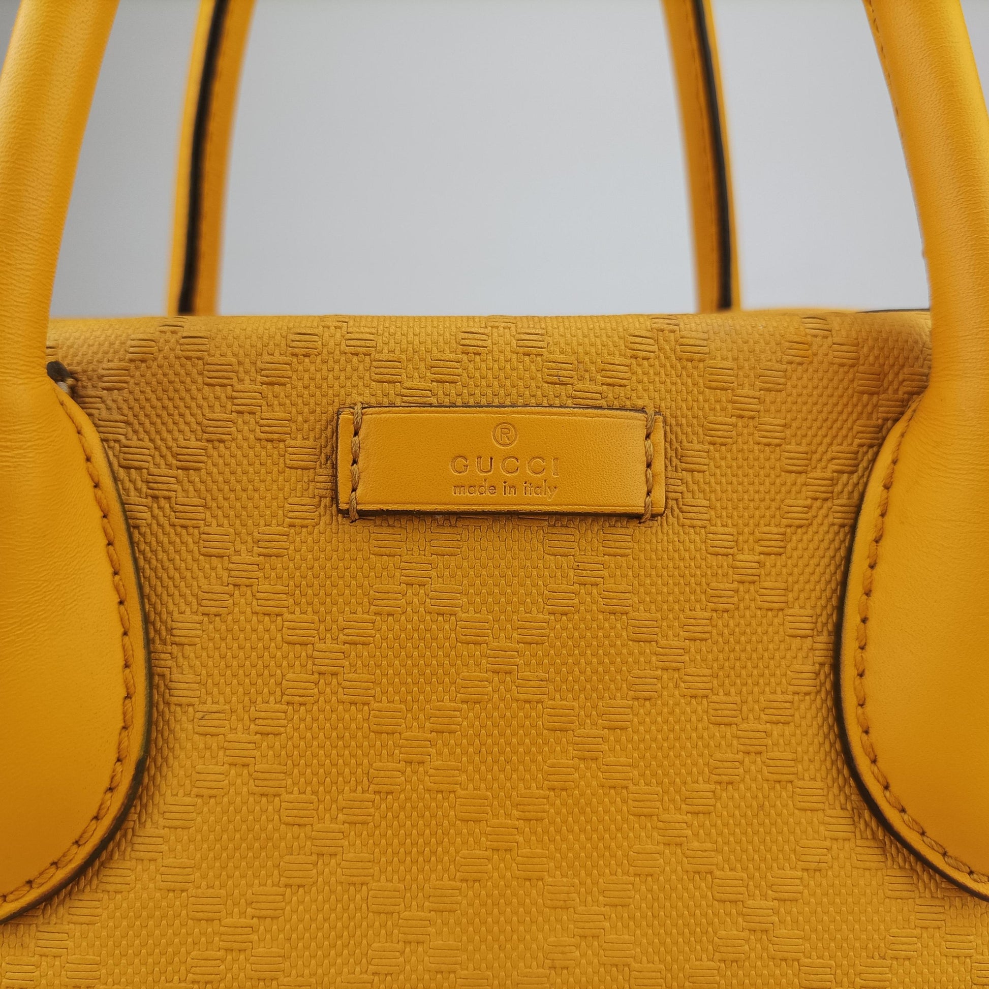 Bright Diamante Yellow Leather 354332 C016228600ブライトディアマンテ イエロー レザー 354332 C016228600