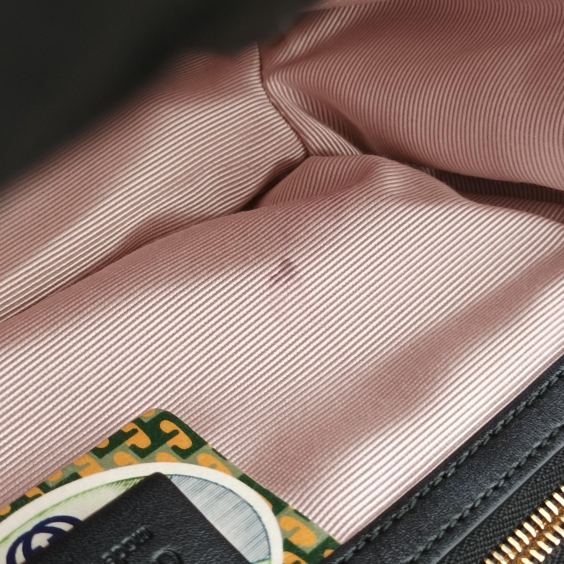 Rajah Black Leather 537241 I026469677ラジャ ブラック レザー 537241 I026469677