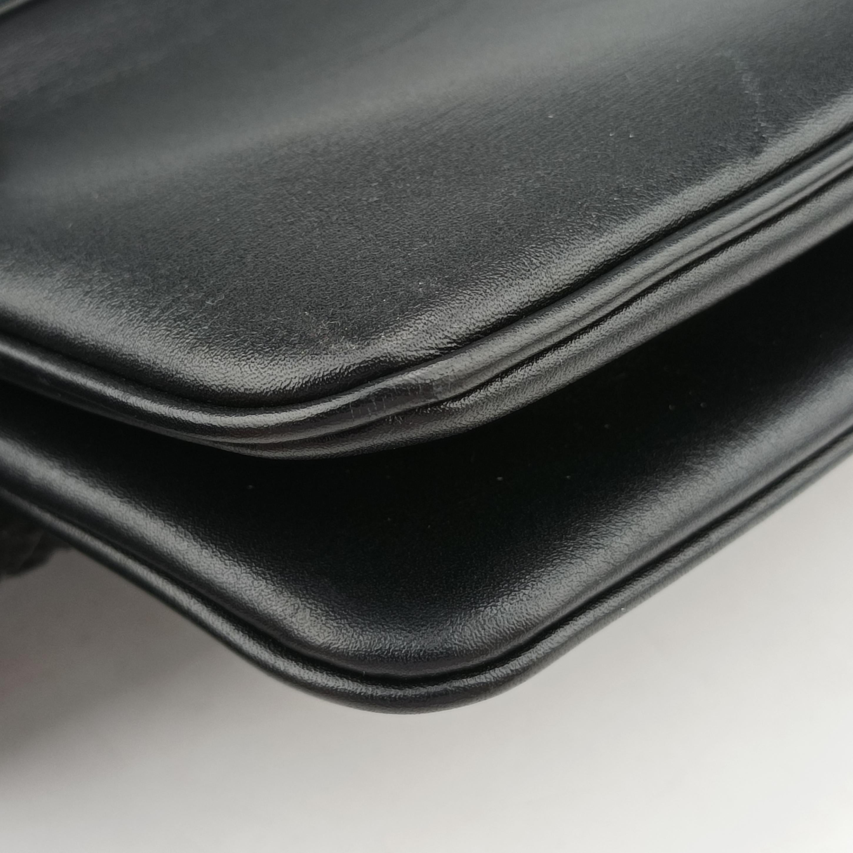 Rajah Black Leather 537241 I026469677ラジャ ブラック レザー 537241 I026469677