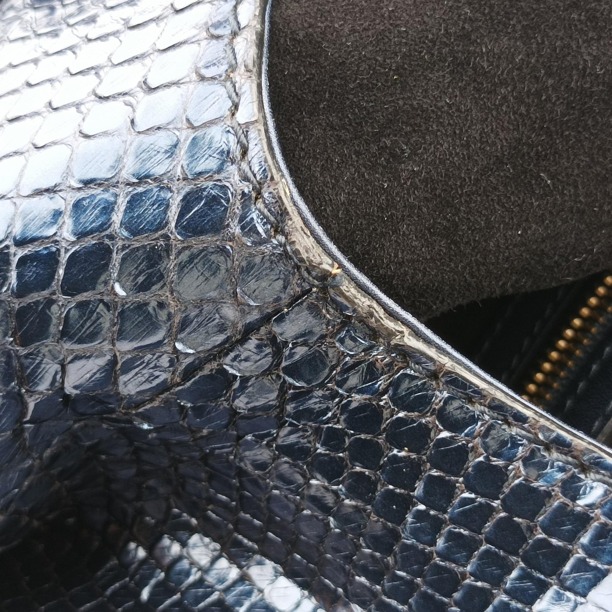 Stirrup Exotic Horsebit Navy snakeskin 296855 H012533357スターラップ エキゾチック ホースビット ネイビー ヘビ革 296855 H012533357