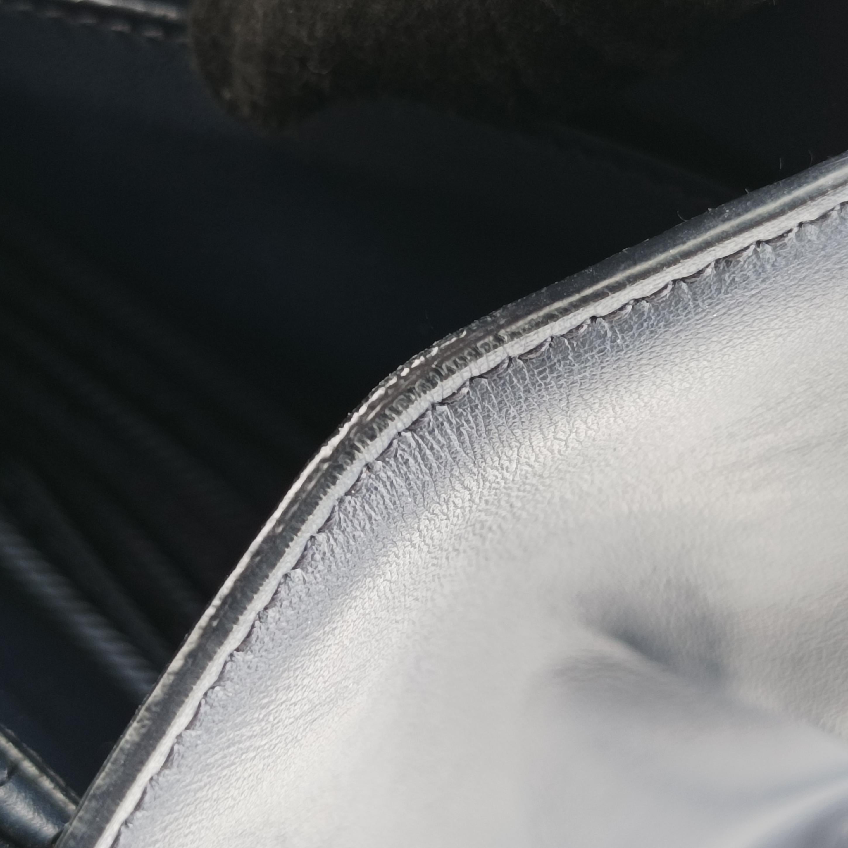 Monochrome navy SAFFIANO Leather 59モノクロ ネイビー サフィアーノレザー 59