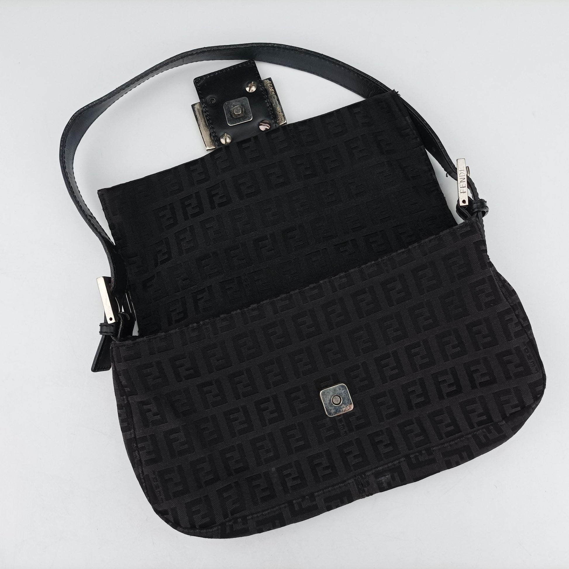 Baguette Zucchino Black canvas 8BR000 2288 8BR000 029マンマバケット ブラック キャンバス 8BR000 2288 8BR000 029