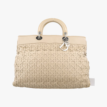 Lady Dior Avenue Tote Beige lambskin 96-MA-1027レディ ディオール アベニュー トート ベージュ ラムスキン 96-MA-1027