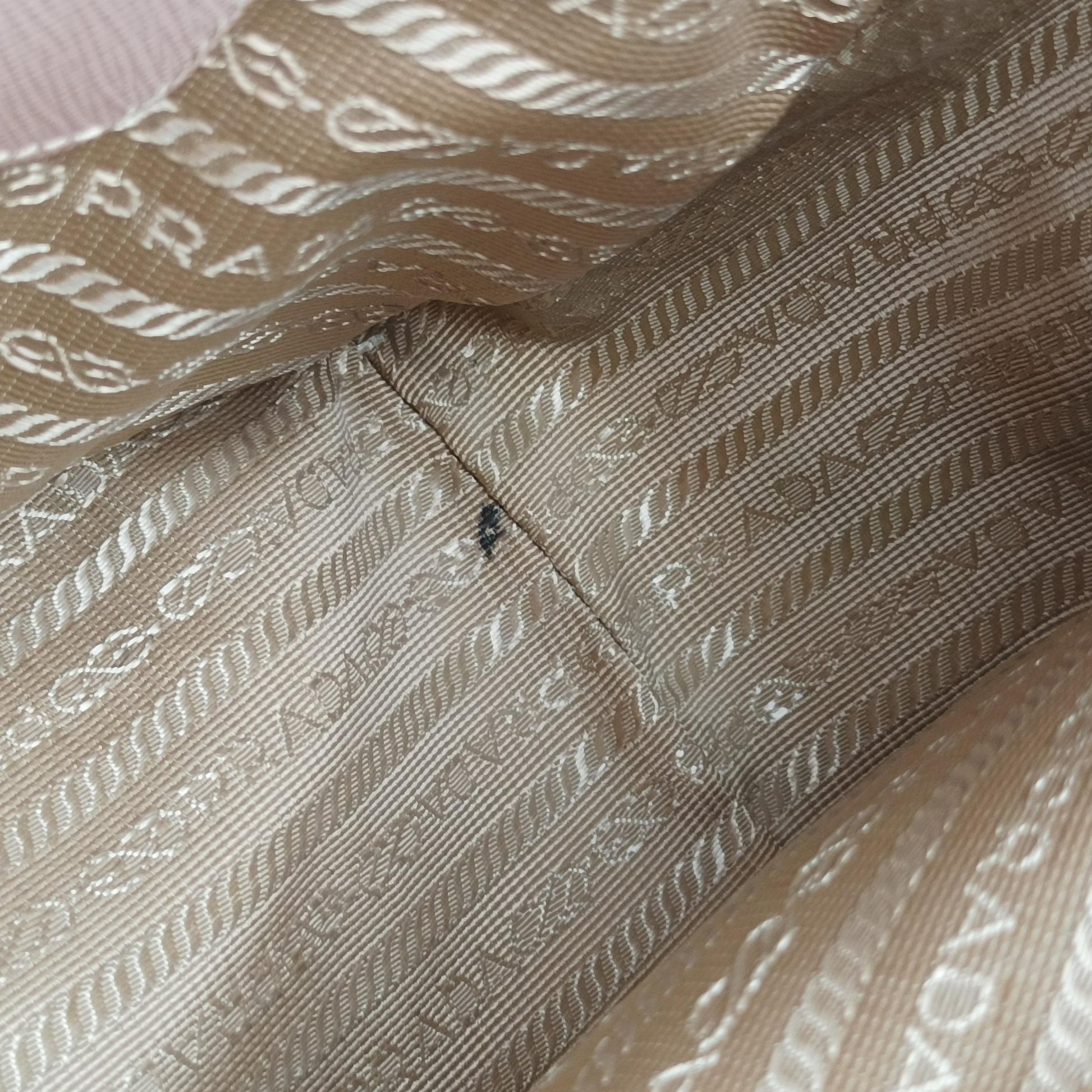 Galleria Pink SAFFIANO Leather BN1786 58/I 208ガレリア ピンク サフィアーノレザー BN1786 58/I 208