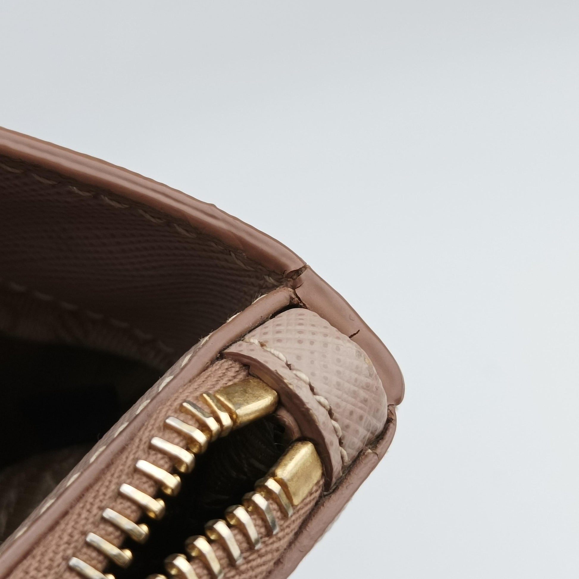 Galleria Pink SAFFIANO Leather BN1786 58/I 208ガレリア ピンク サフィアーノレザー BN1786 58/I 208