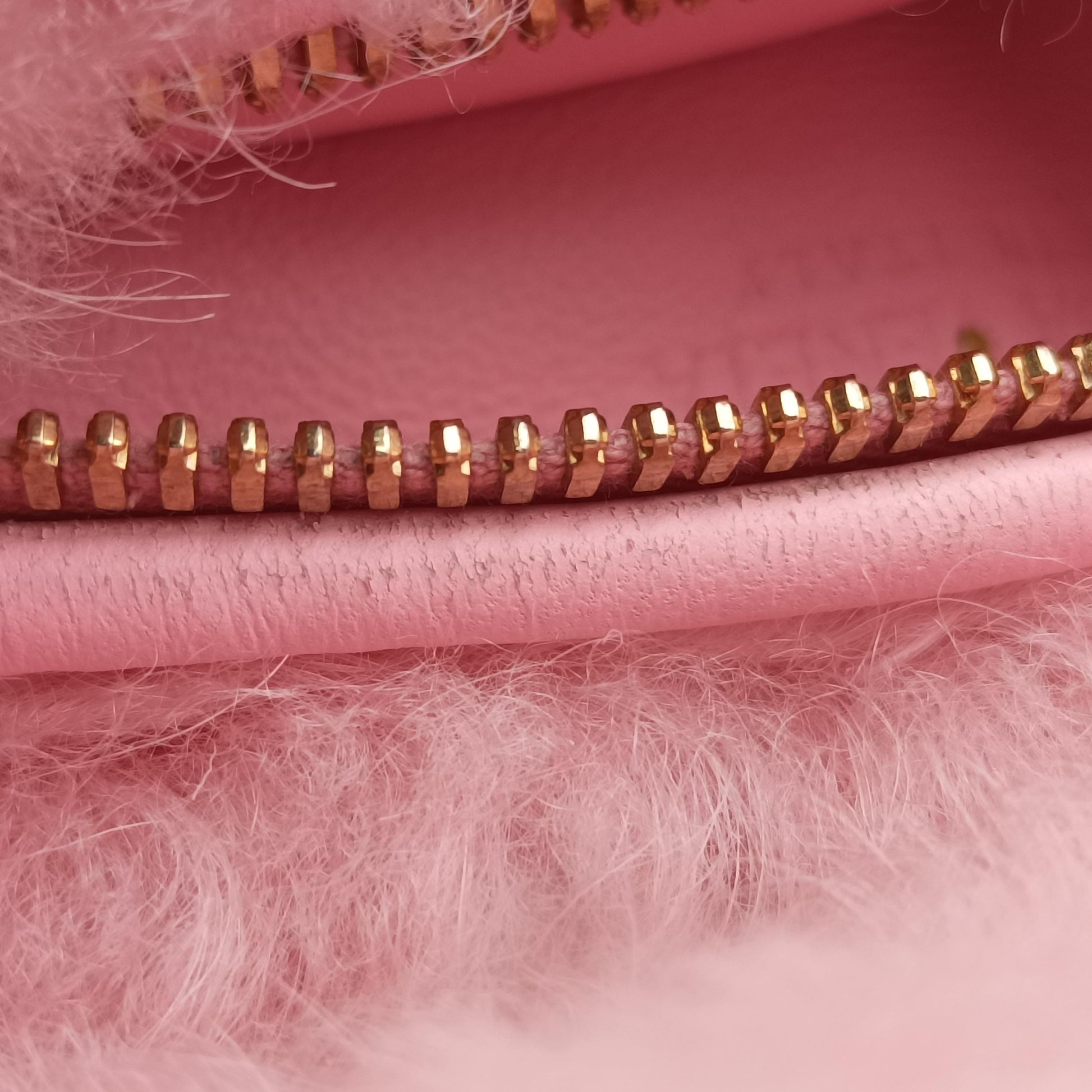 Jodie Pink Fur B09731419Pジョディ ピンク ファー B09731419P