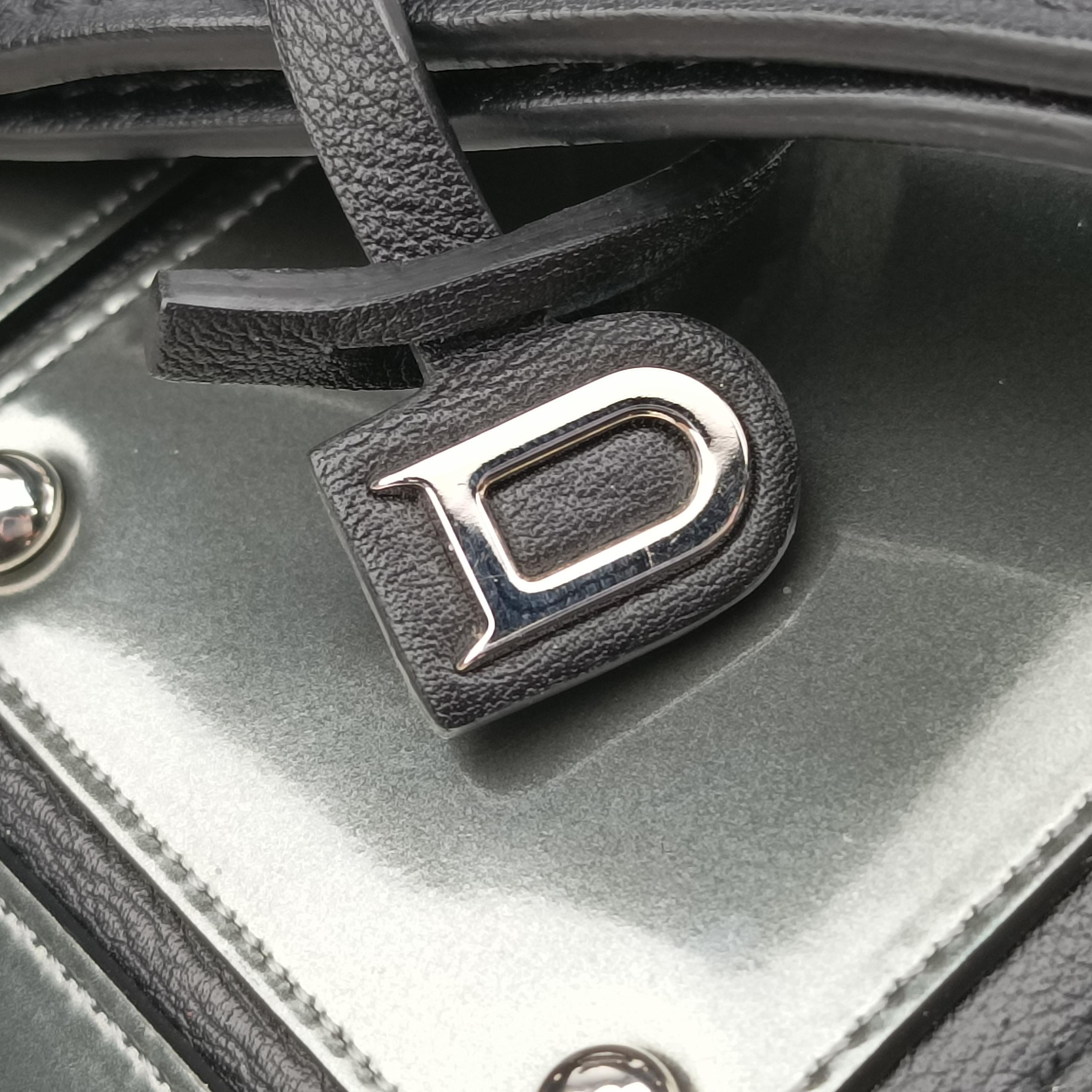 Iron Shield Madame Mini Black leather G06Aアイアンシールドマダムミニ ブラック レザー G06A