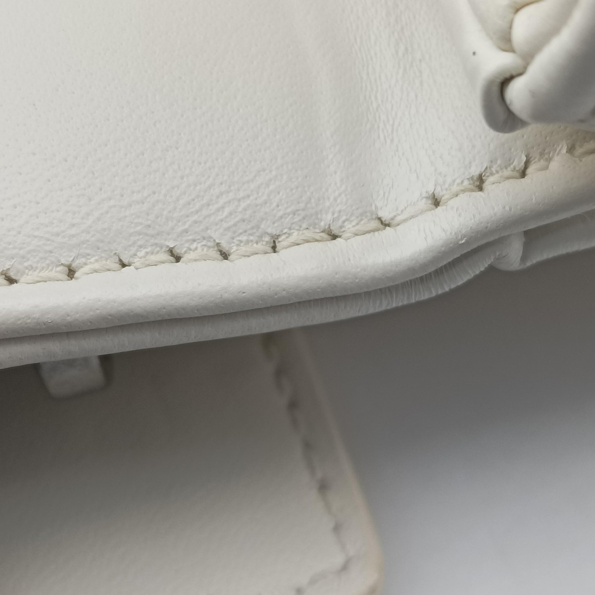 Montaigne White leather 01-RU-0282モンテーニュ ホワイト レザー 01-RU-0282