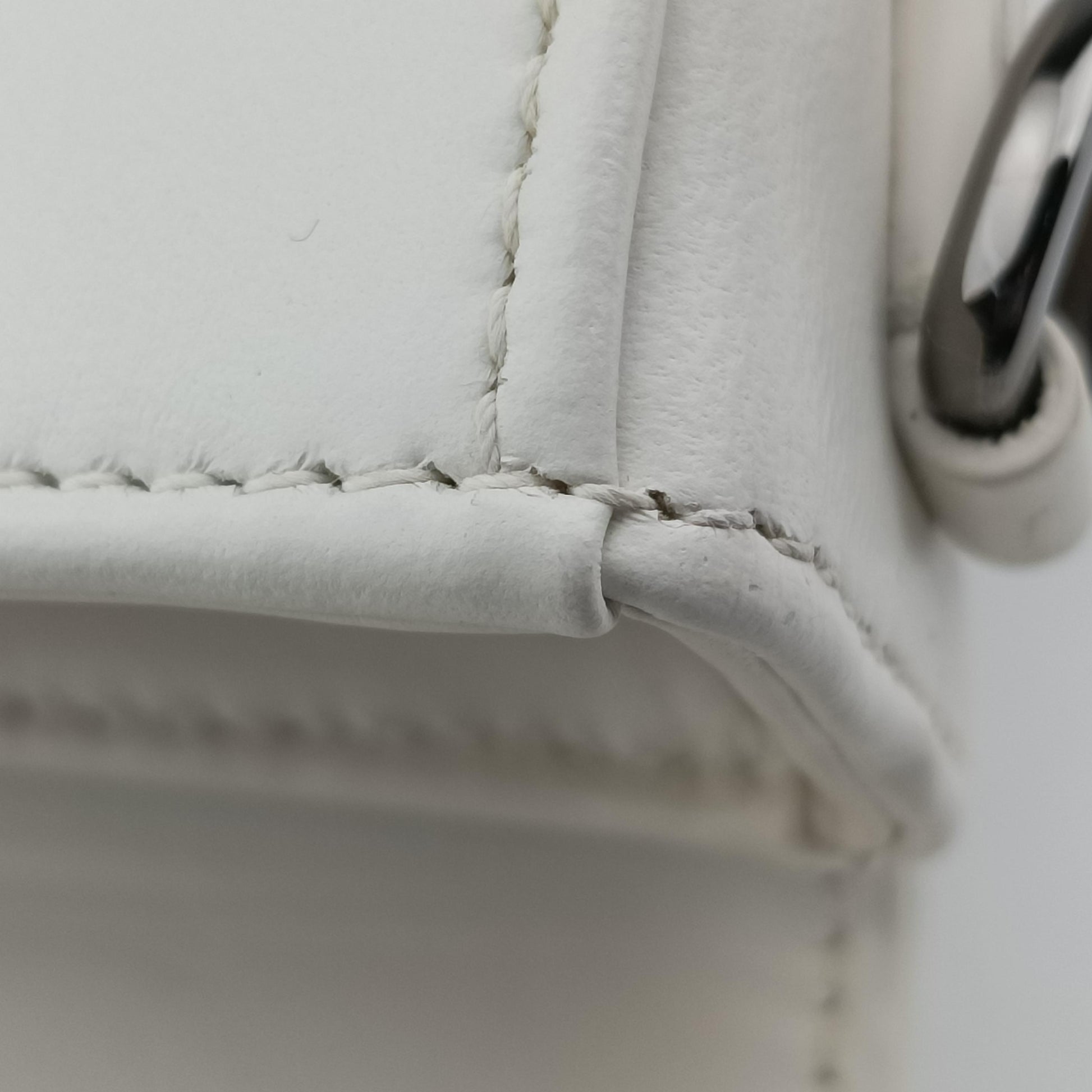 Montaigne White leather 01-RU-0282モンテーニュ ホワイト レザー 01-RU-0282