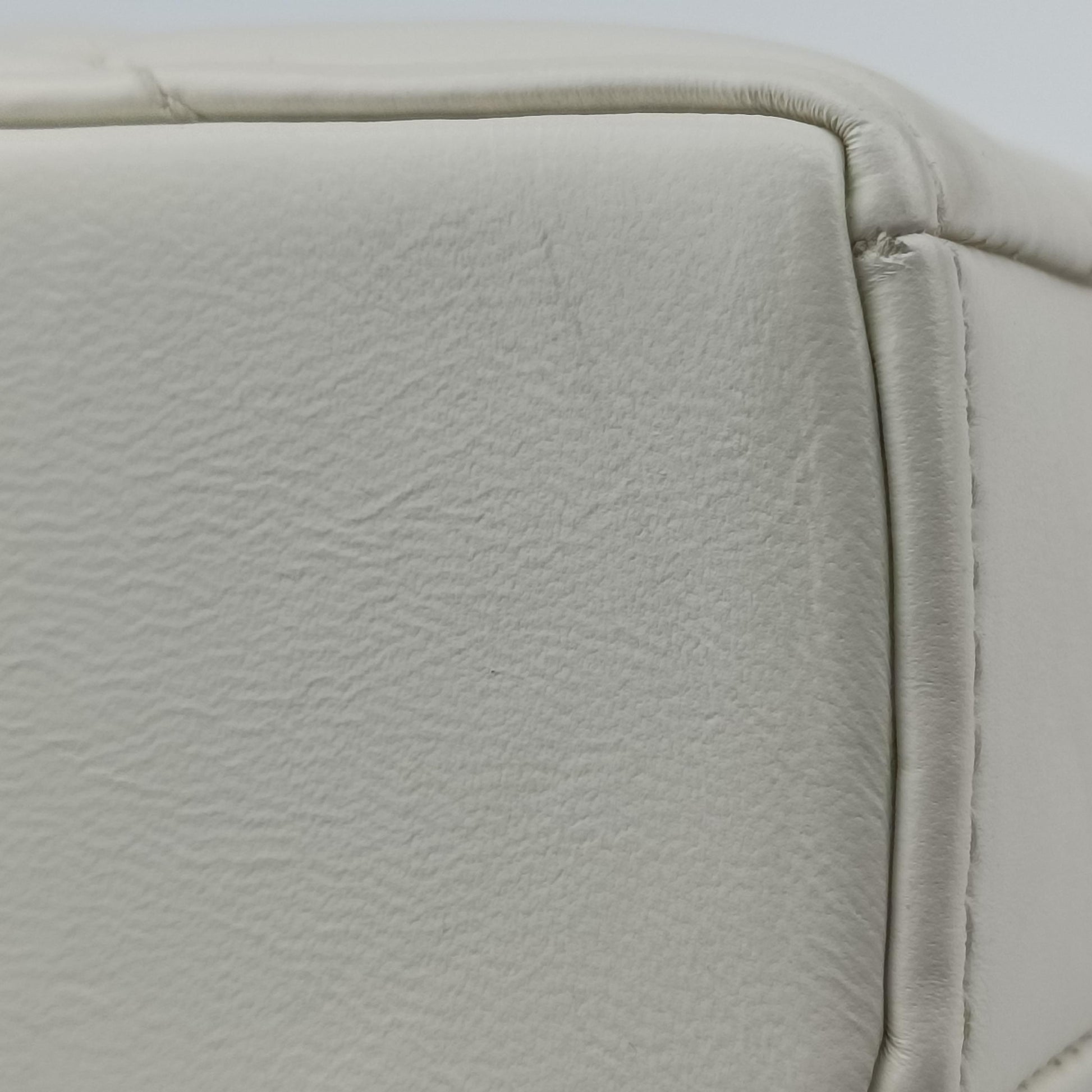 Montaigne White leather 01-RU-0282モンテーニュ ホワイト レザー 01-RU-0282