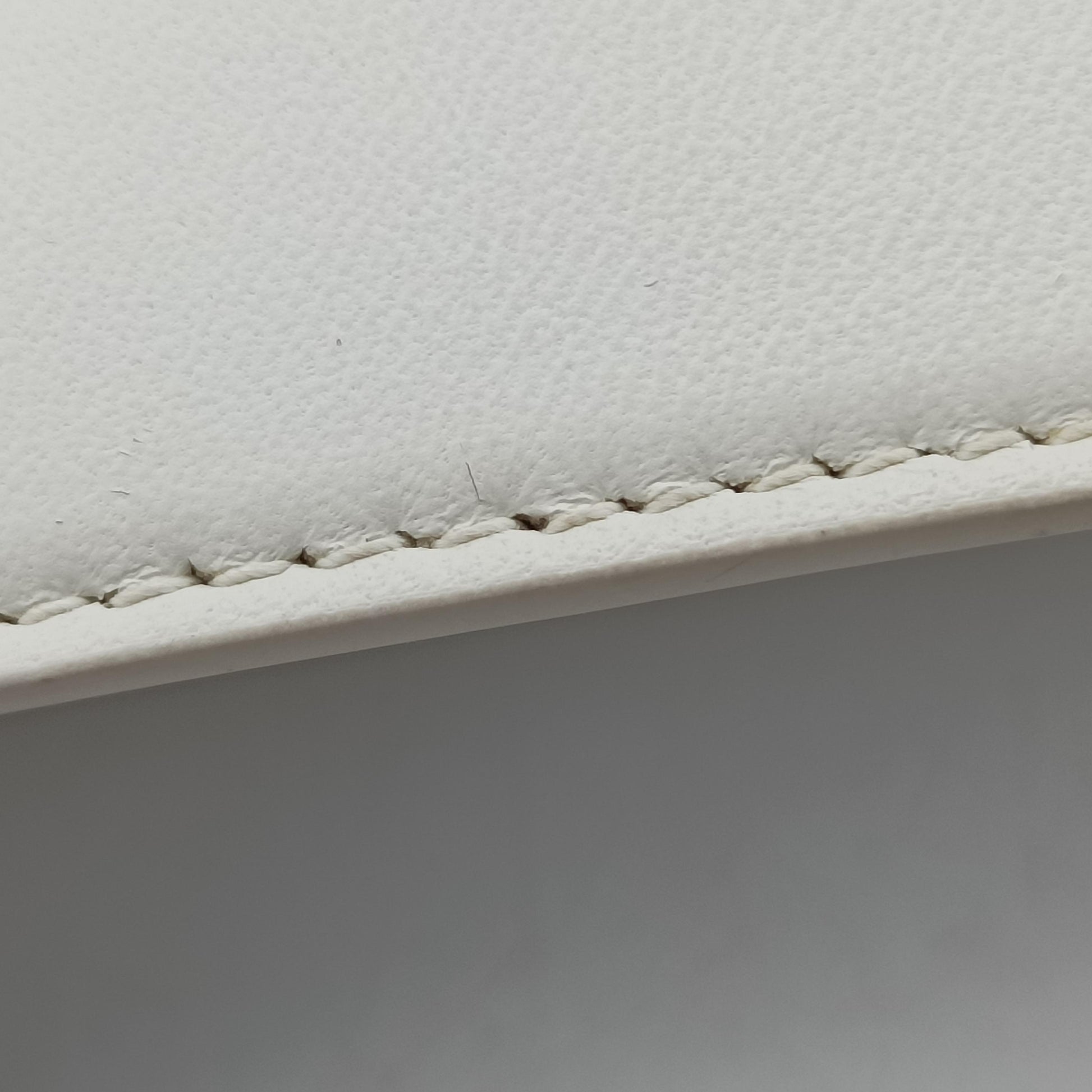 Montaigne White leather 01-RU-0282モンテーニュ ホワイト レザー 01-RU-0282