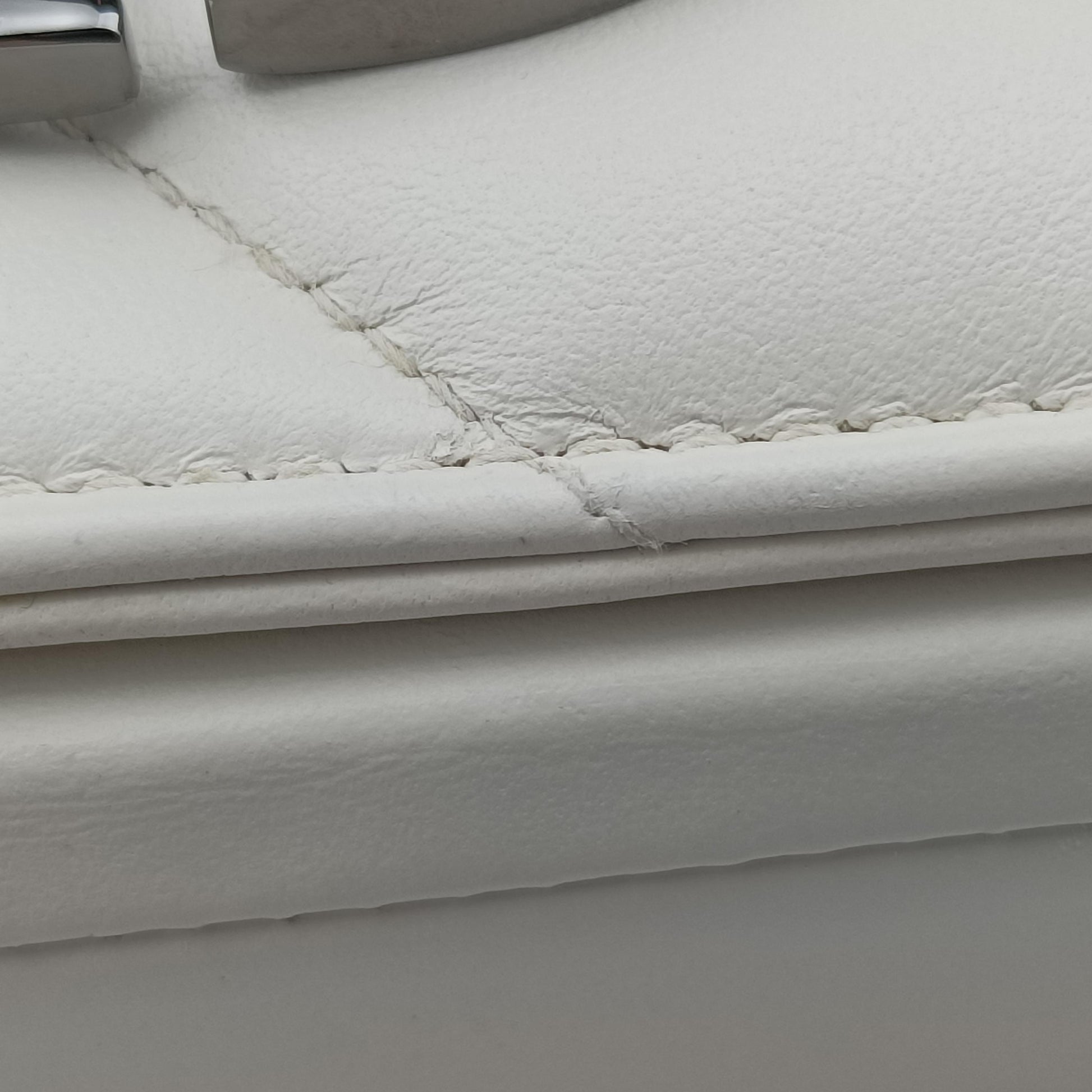 Montaigne White leather 01-RU-0282モンテーニュ ホワイト レザー 01-RU-0282