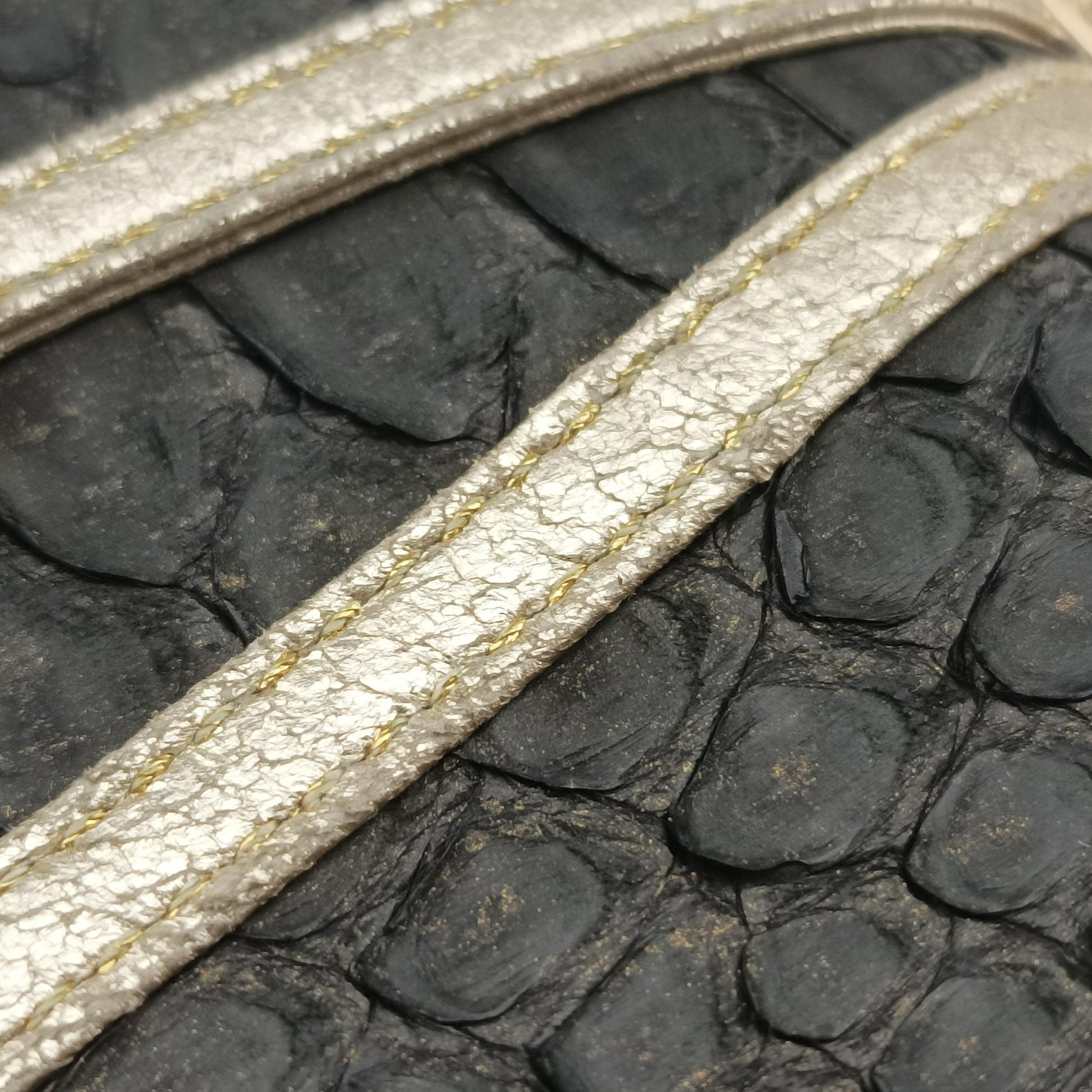 Saddle Black snakeskin 53BM-0023サドル ブラック ヘビ革 53BM-0023