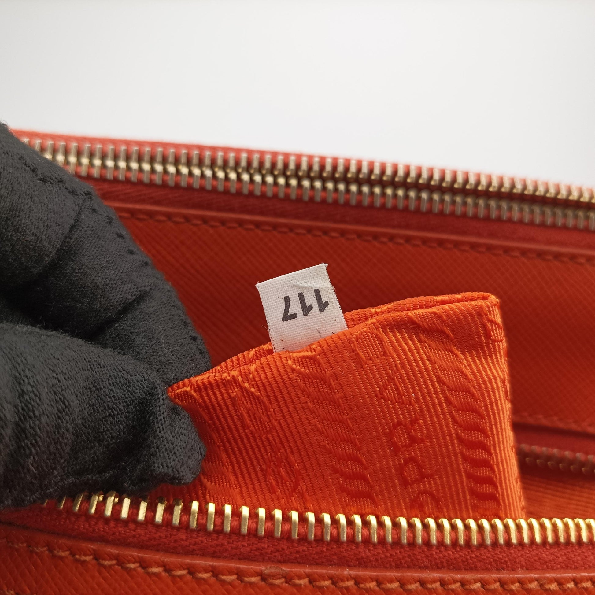 Galleria Orange SAFFIANO Leather BN2274 117ガレリア オレンジ サフィアーノレザー BN2274 117