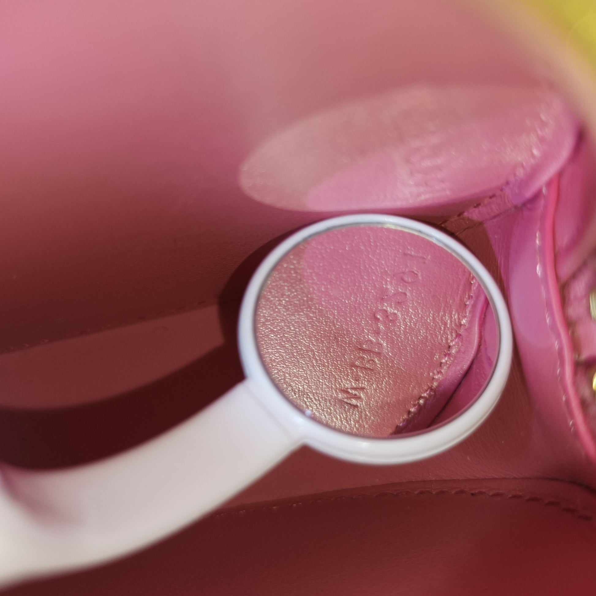 Oval Purse Cuir Triomphe Pink Leather W-BB-3291オーバルパース キュイル トリオンフ ピンク レザー W-BB-3291