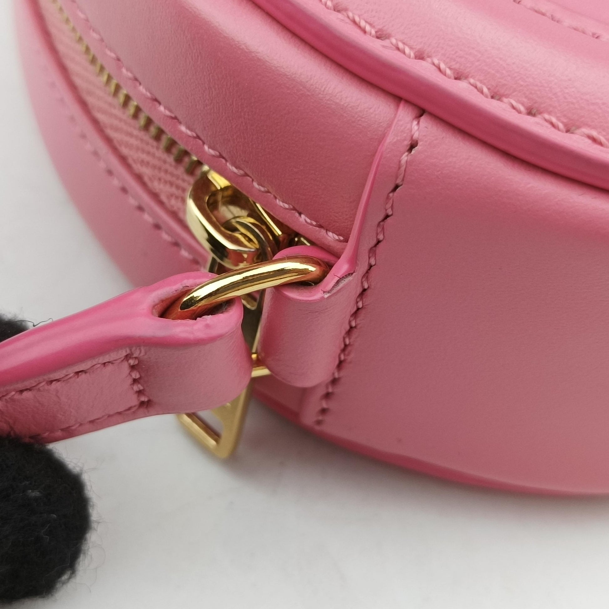 Oval Purse Cuir Triomphe Pink Leather W-BB-3291オーバルパース キュイル トリオンフ ピンク レザー W-BB-3291