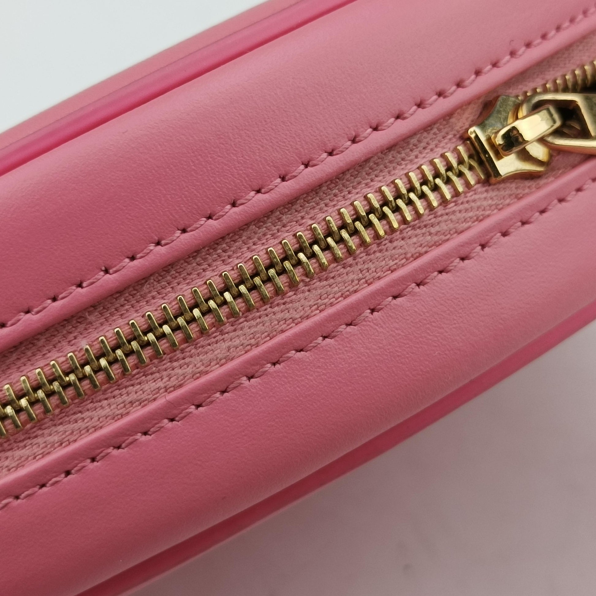 Oval Purse Cuir Triomphe Pink Leather W-BB-3291オーバルパース キュイル トリオンフ ピンク レザー W-BB-3291