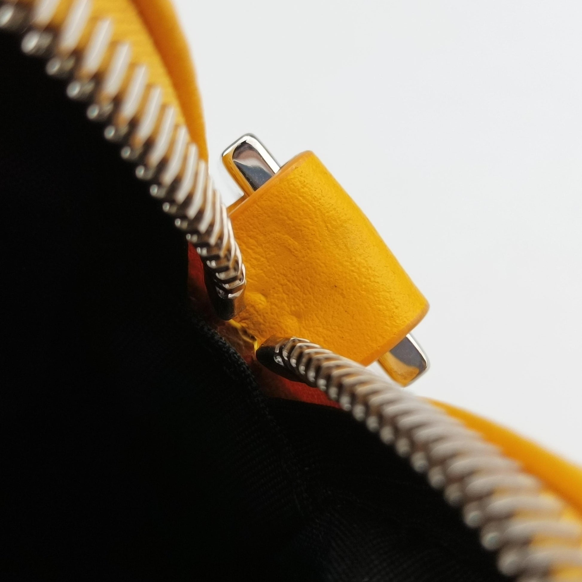 Oblique Messenger Orange Leather 11-BO-0241オブリークメッセンジャー オレンジ レザー 11-BO-0241