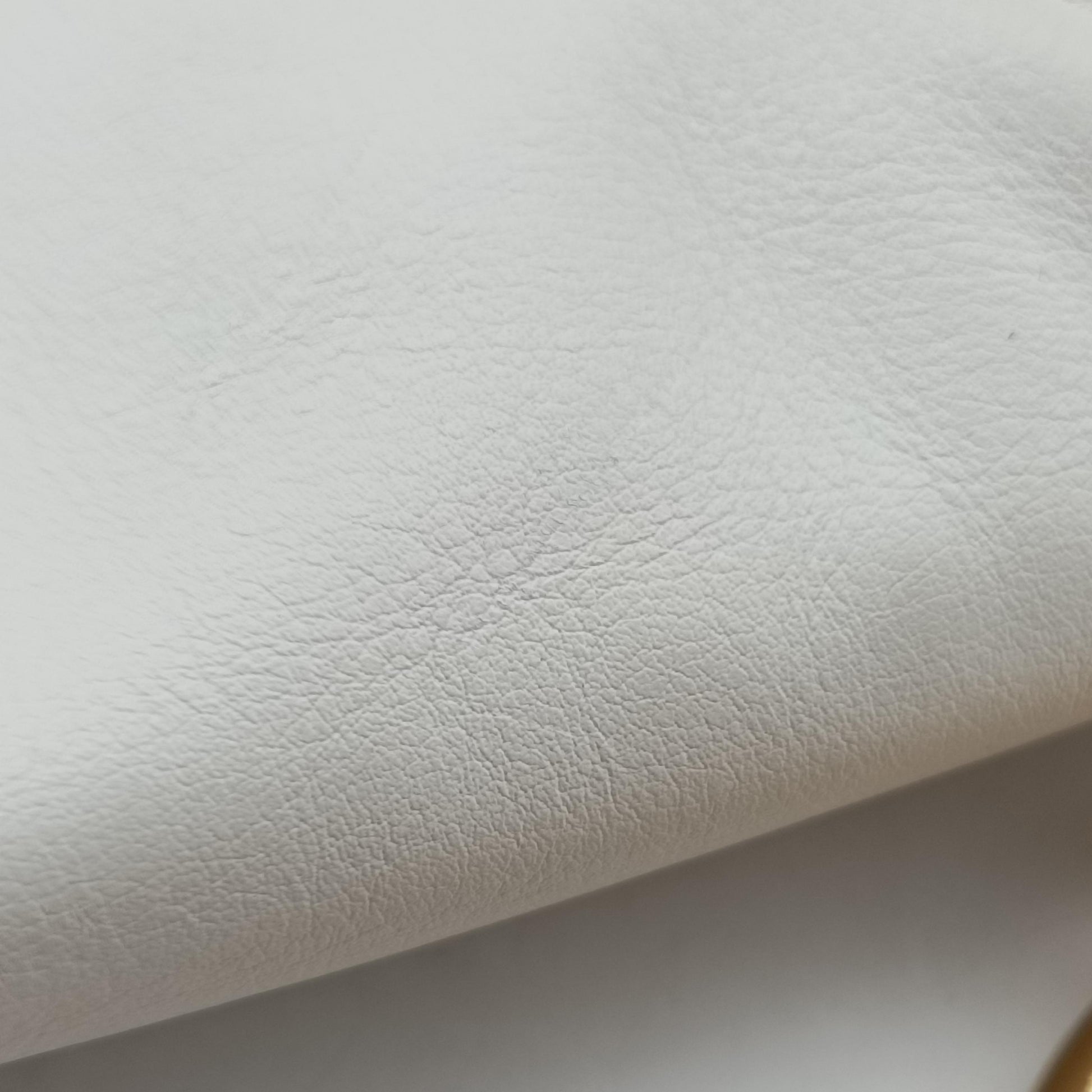 THE Chain Pouch White lambskin P01462617F IC Chipザ チェーンポーチ ホワイト ラムスキン P01462617F ICチップ