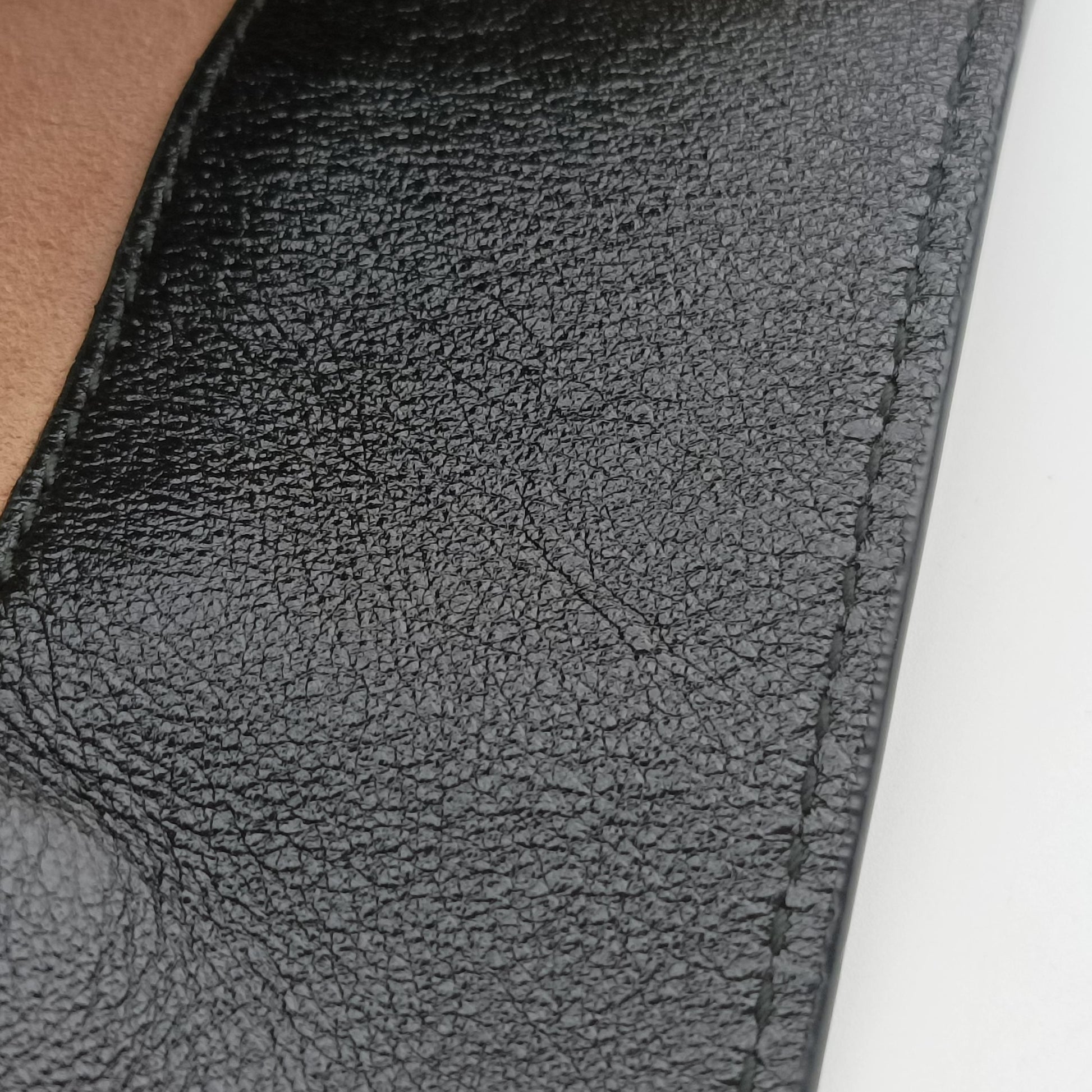 Rajah Black Leather 537219 E027310637ラジャ ブラック レザー 537219 E027310637