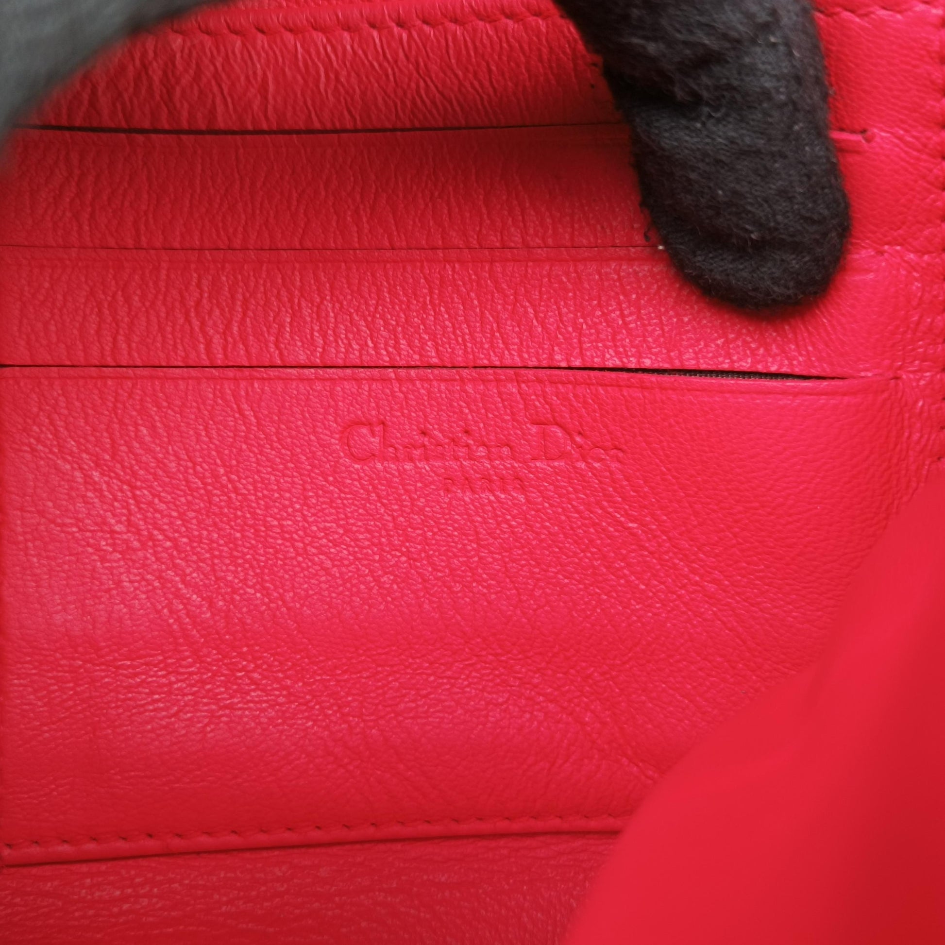 Miss Dior Cannage New Lock Red lambskin 02-LU-1111ミスディオール カナージュ ニューロック レッド ラムスキン 02-LU-1111