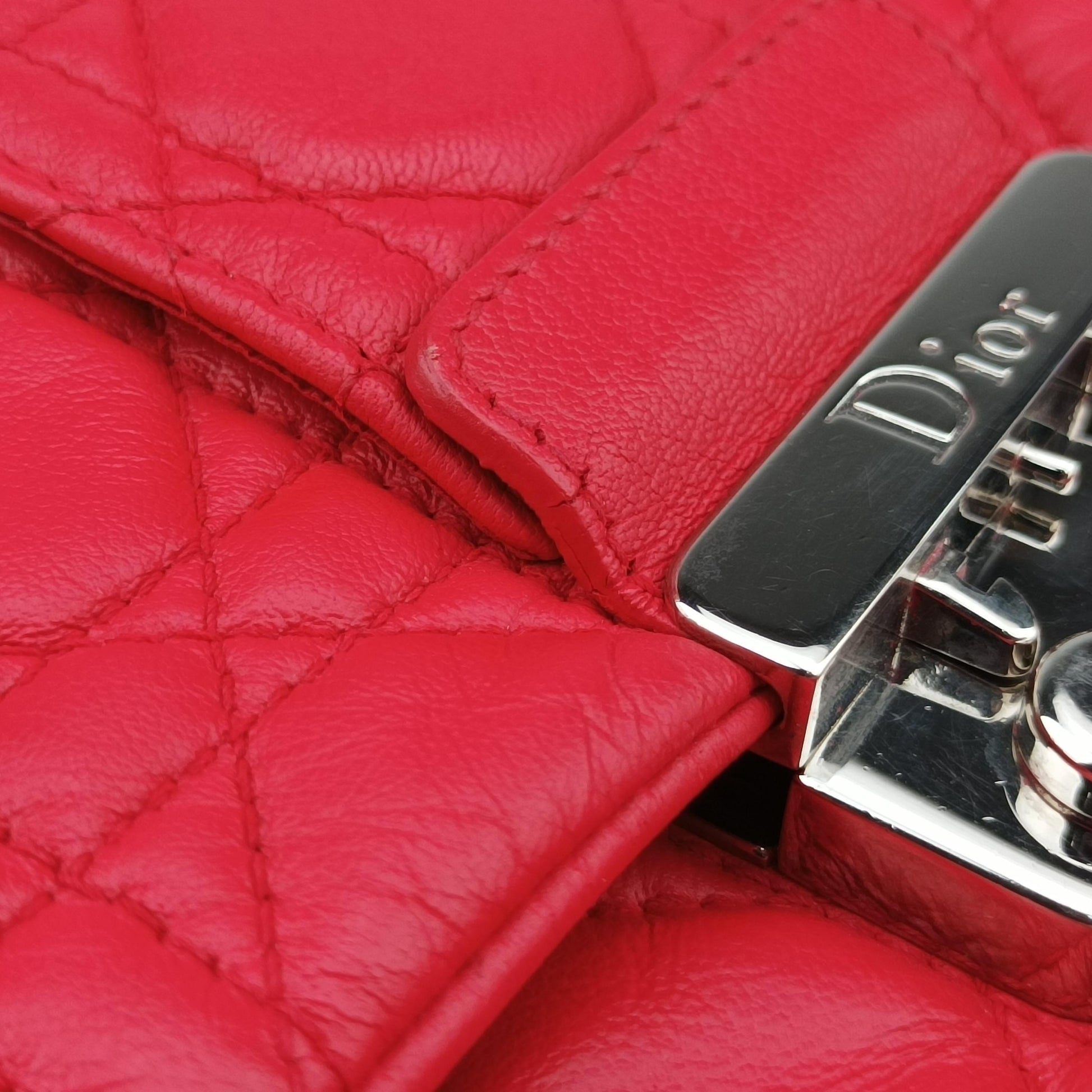 Miss Dior Cannage New Lock Red lambskin 02-LU-1111ミスディオール カナージュ ニューロック レッド ラムスキン 02-LU-1111