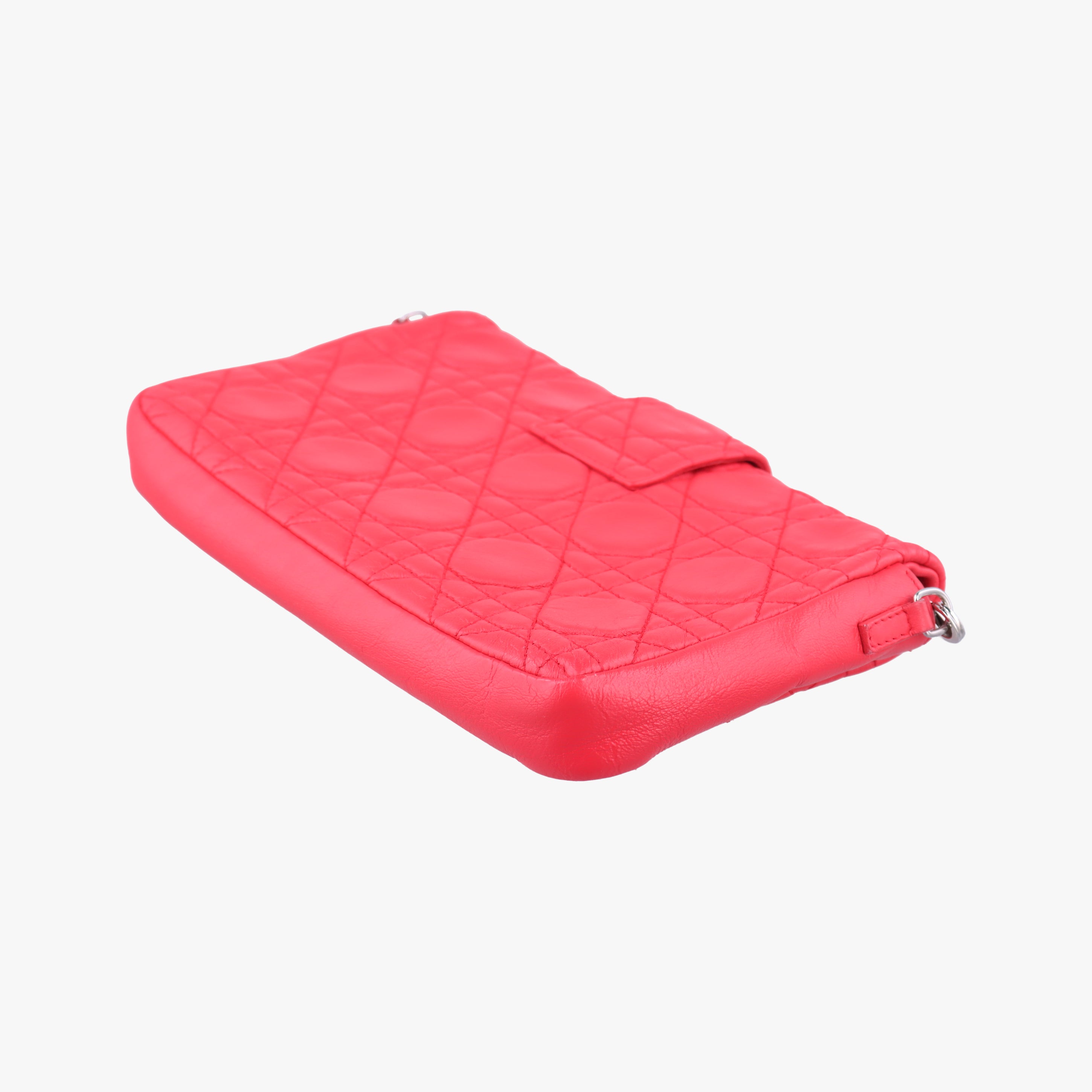 Miss Dior Cannage New Lock Red lambskin 02-LU-1111ミスディオール カナージュ ニューロック レッド ラムスキン 02-LU-1111