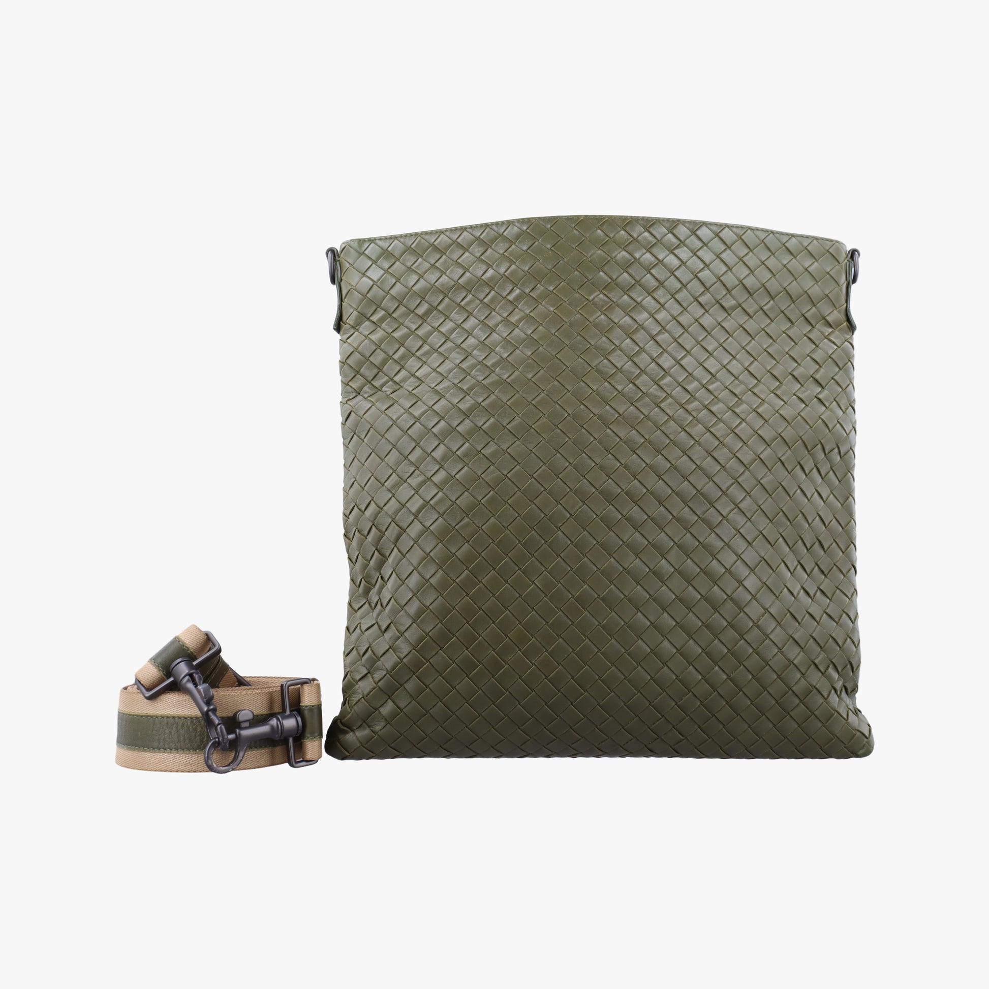 Intrecciato Green lambskin B03227458Cイントレチャート グリーン ラムスキン B03227458C